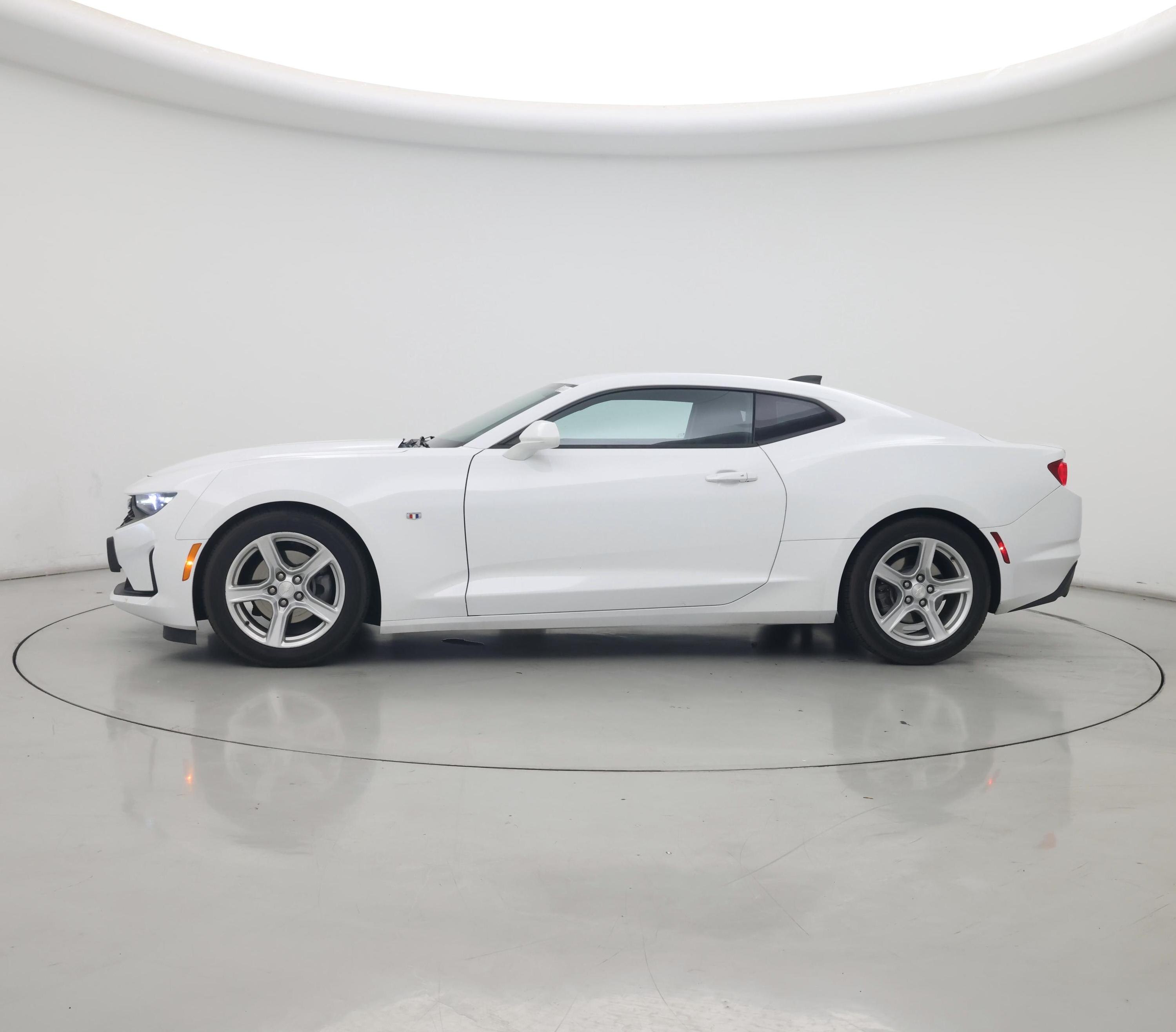 Thumbnail: 2020 Chevrolet Camaro - 3