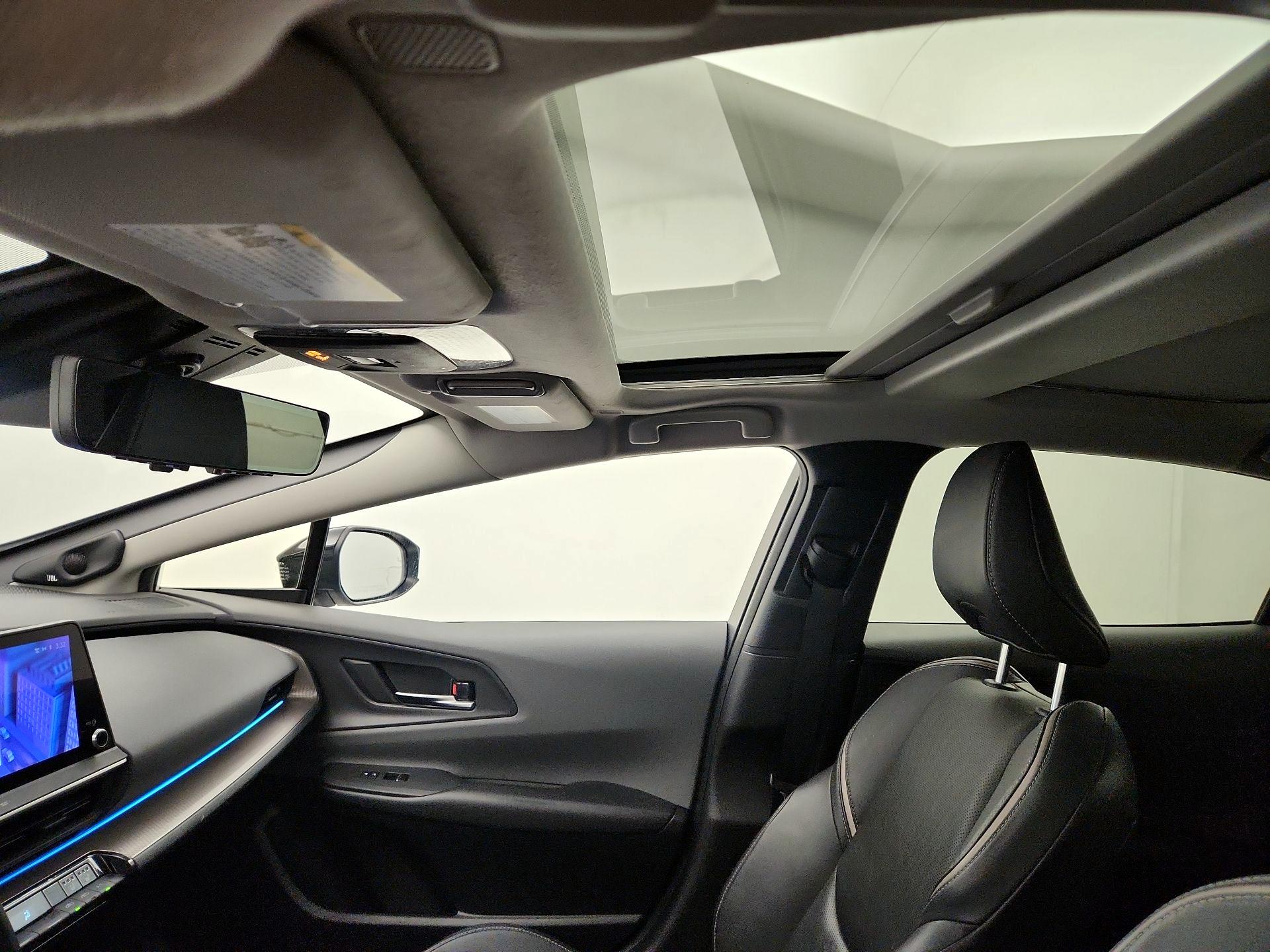 Thumbnail: 2023 Toyota Prius - 19