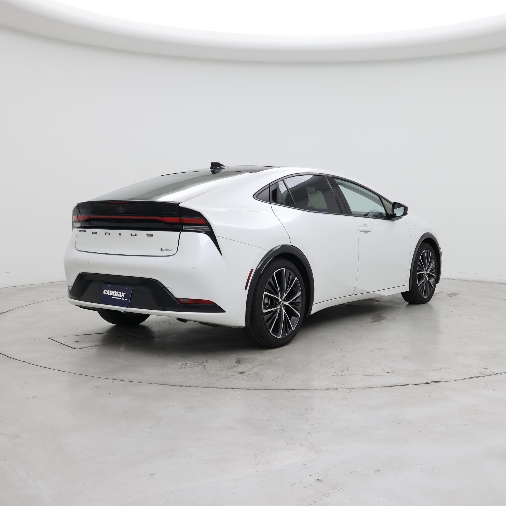 Thumbnail: 2023 Toyota Prius - 8