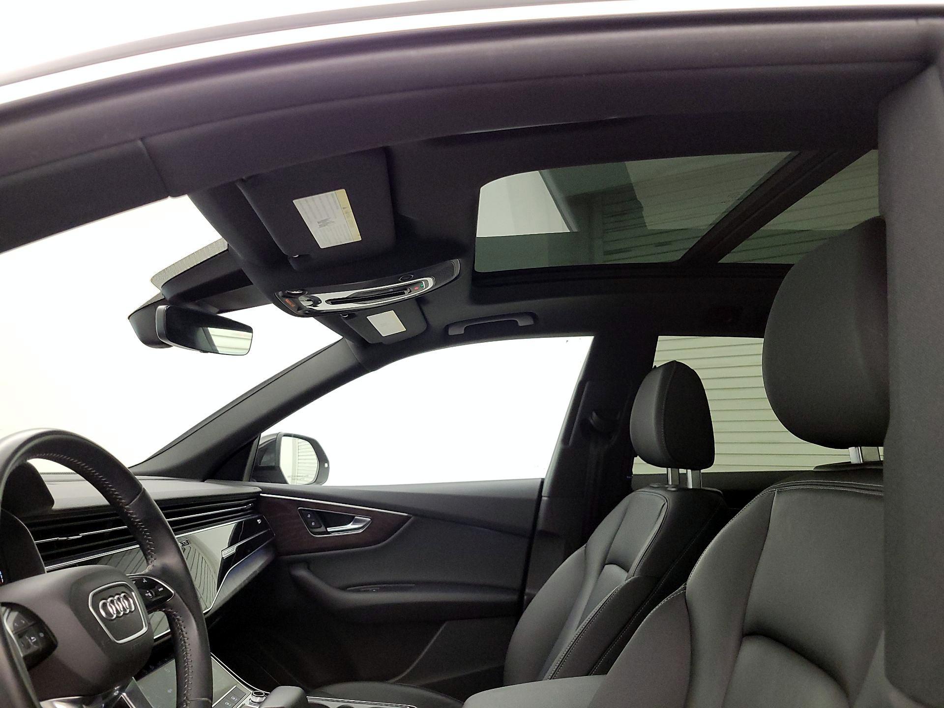 Thumbnail: 2019 Audi Q8 - 20