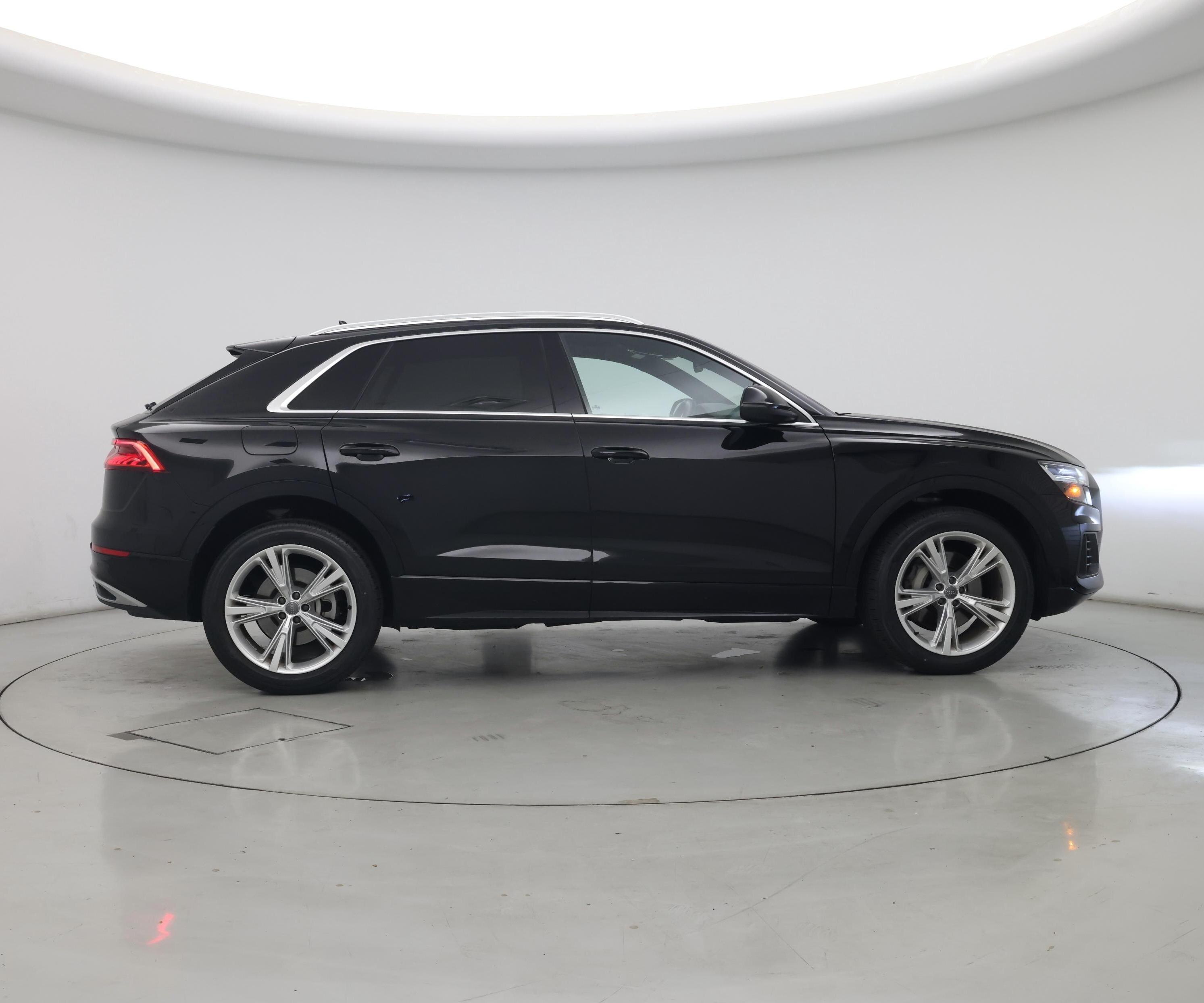 Thumbnail: 2019 Audi Q8 - 7