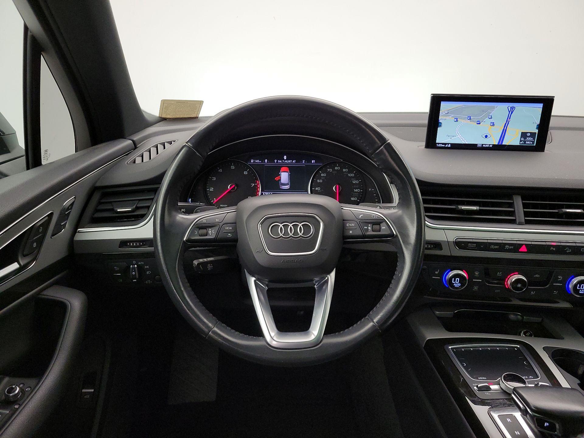 Thumbnail: 2019 Audi Q7 - 10