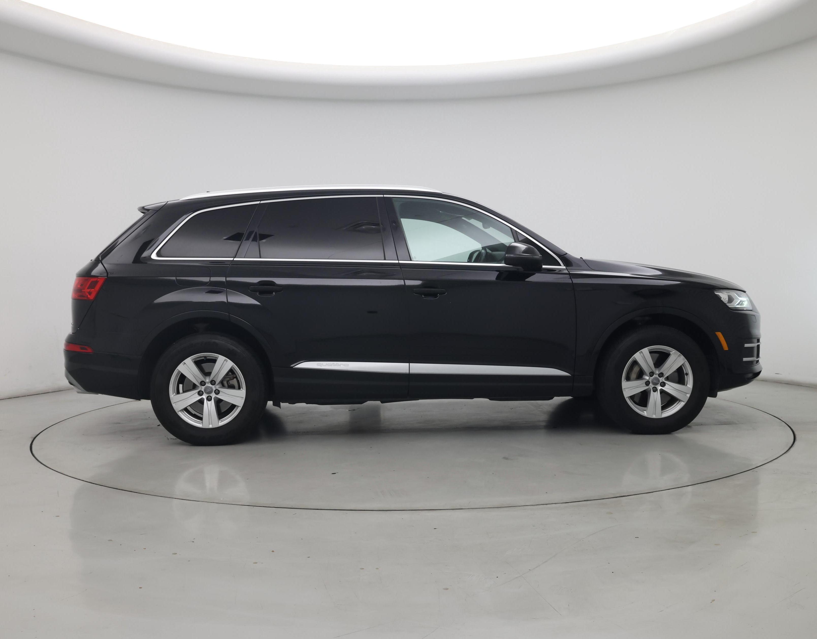Thumbnail: 2019 Audi Q7 - 7