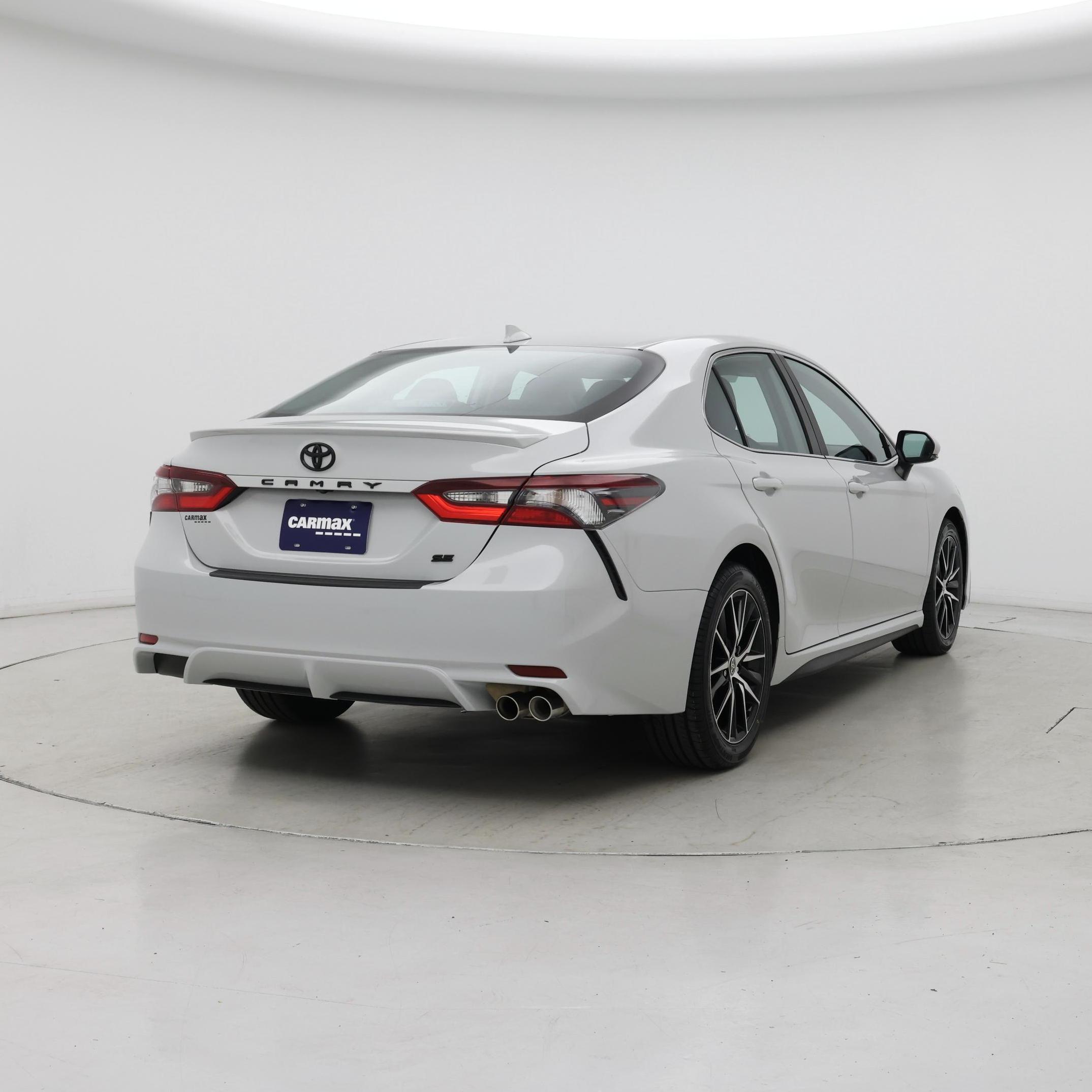 Thumbnail: 2024 Toyota Camry - 8