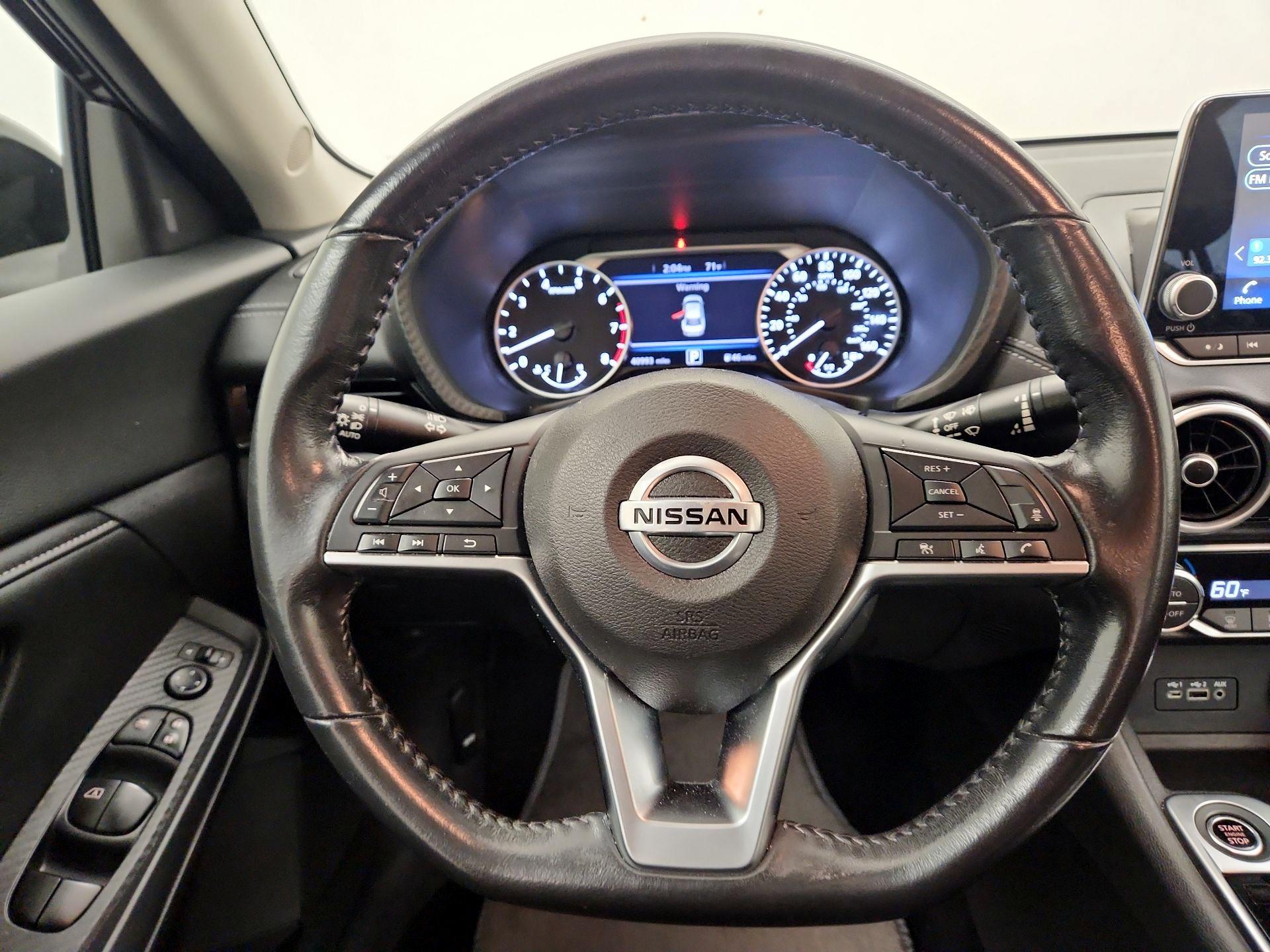 Thumbnail: 2021 Nissan Sentra - 10