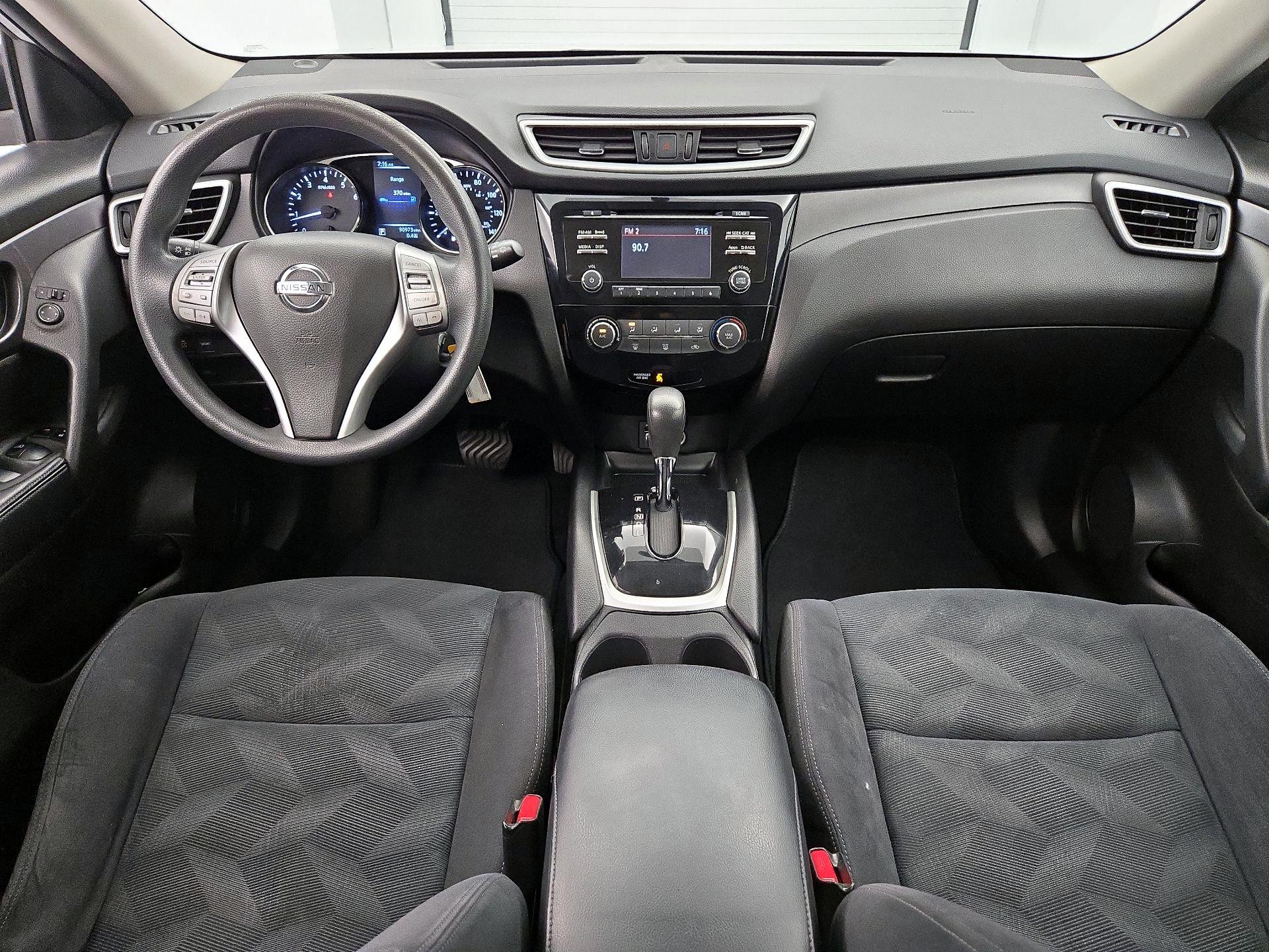 Thumbnail: 2016 Nissan Rogue - 9