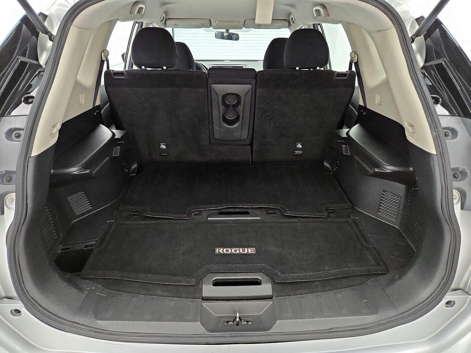 Thumbnail: 2016 Nissan Rogue - 20