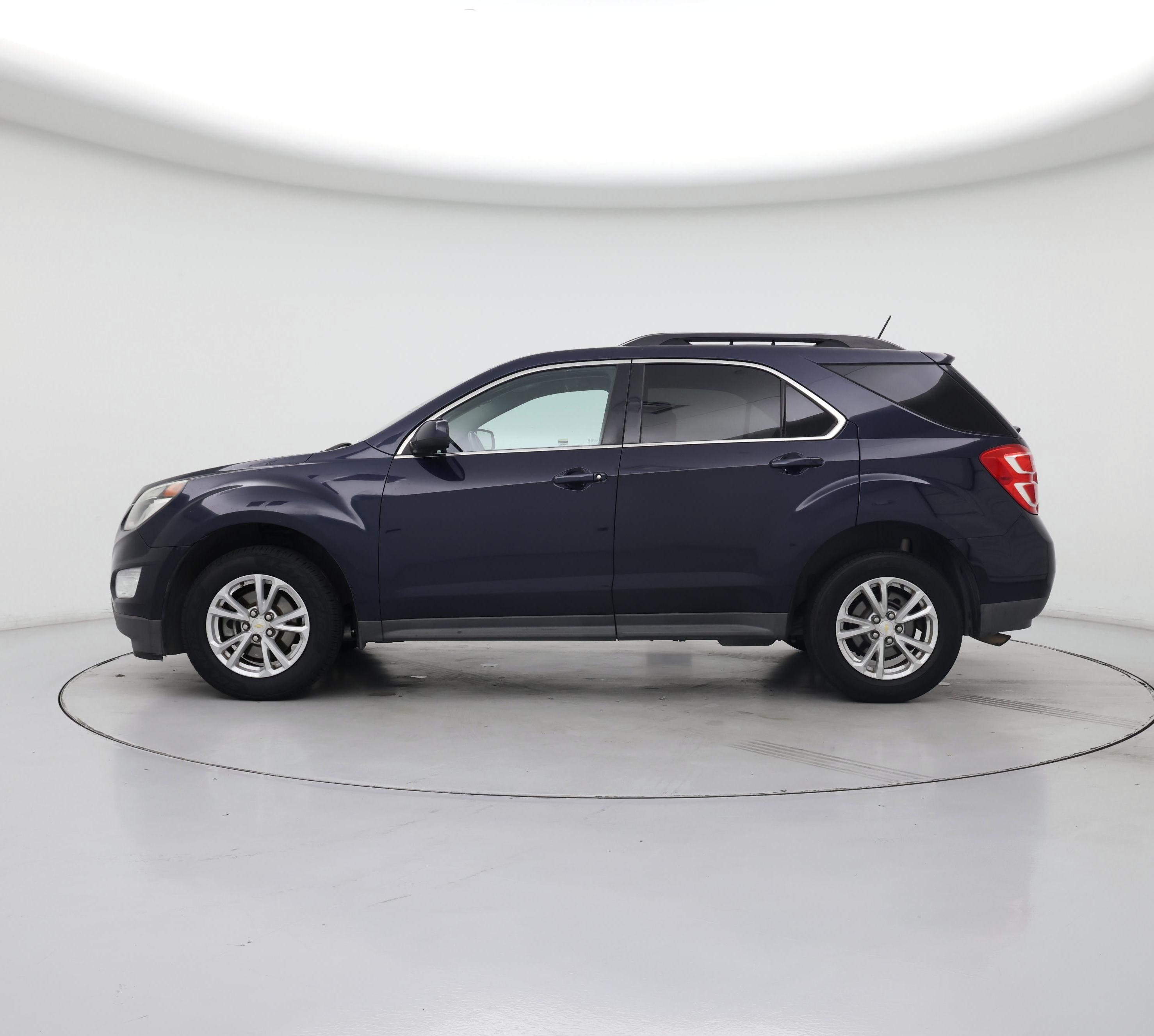 Thumbnail: 2017 Chevrolet Equinox - 3