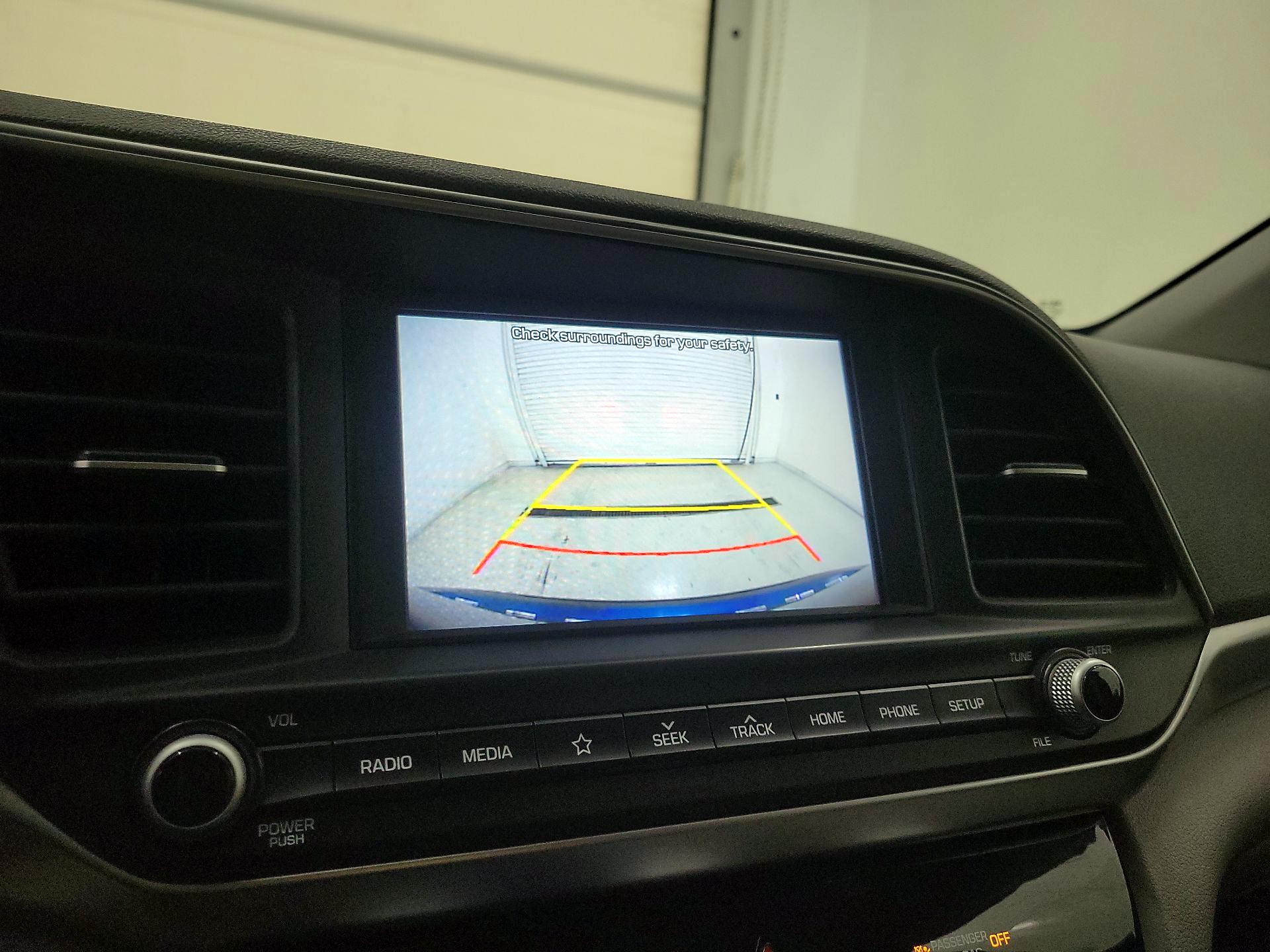 Thumbnail: 2019 Hyundai Elantra - 14