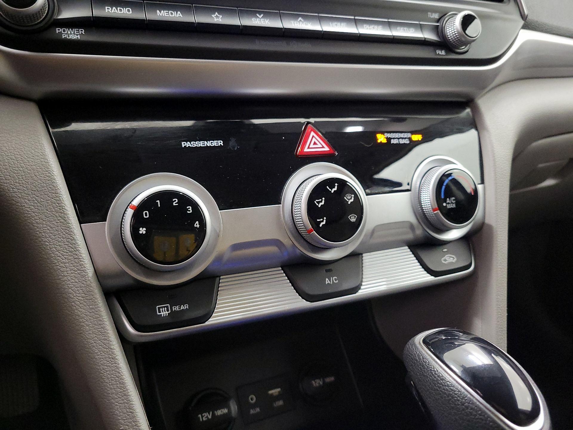 Thumbnail: 2019 Hyundai Elantra - 16