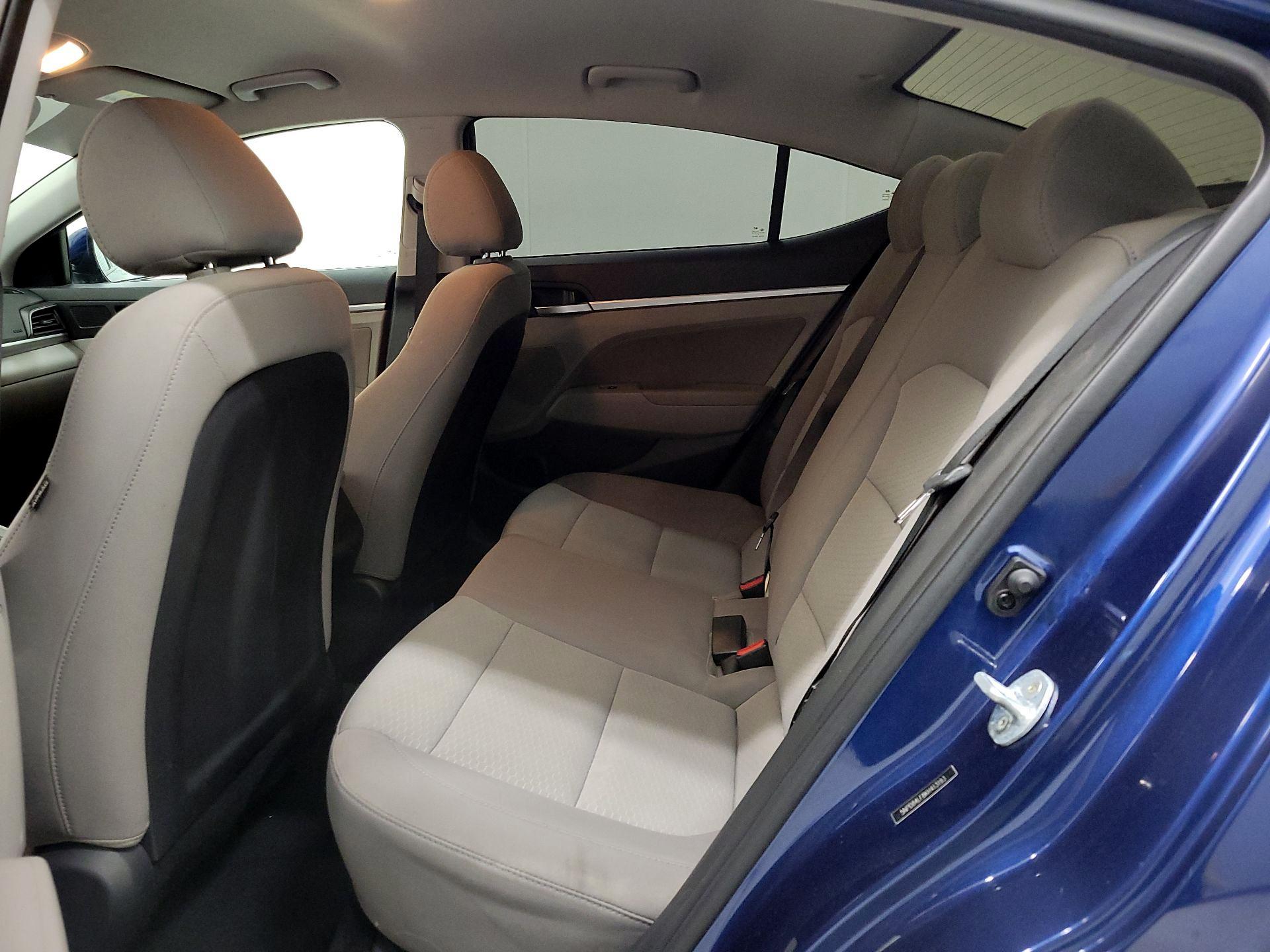 Thumbnail: 2019 Hyundai Elantra - 19