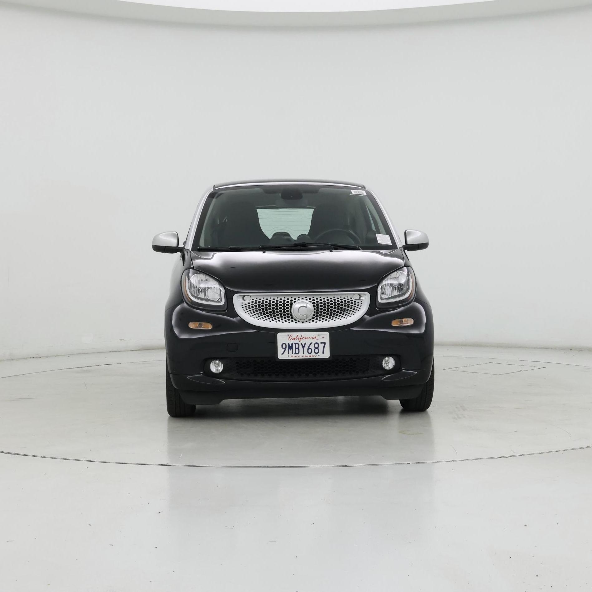 Thumbnail: 2017 smart fortwo - 5