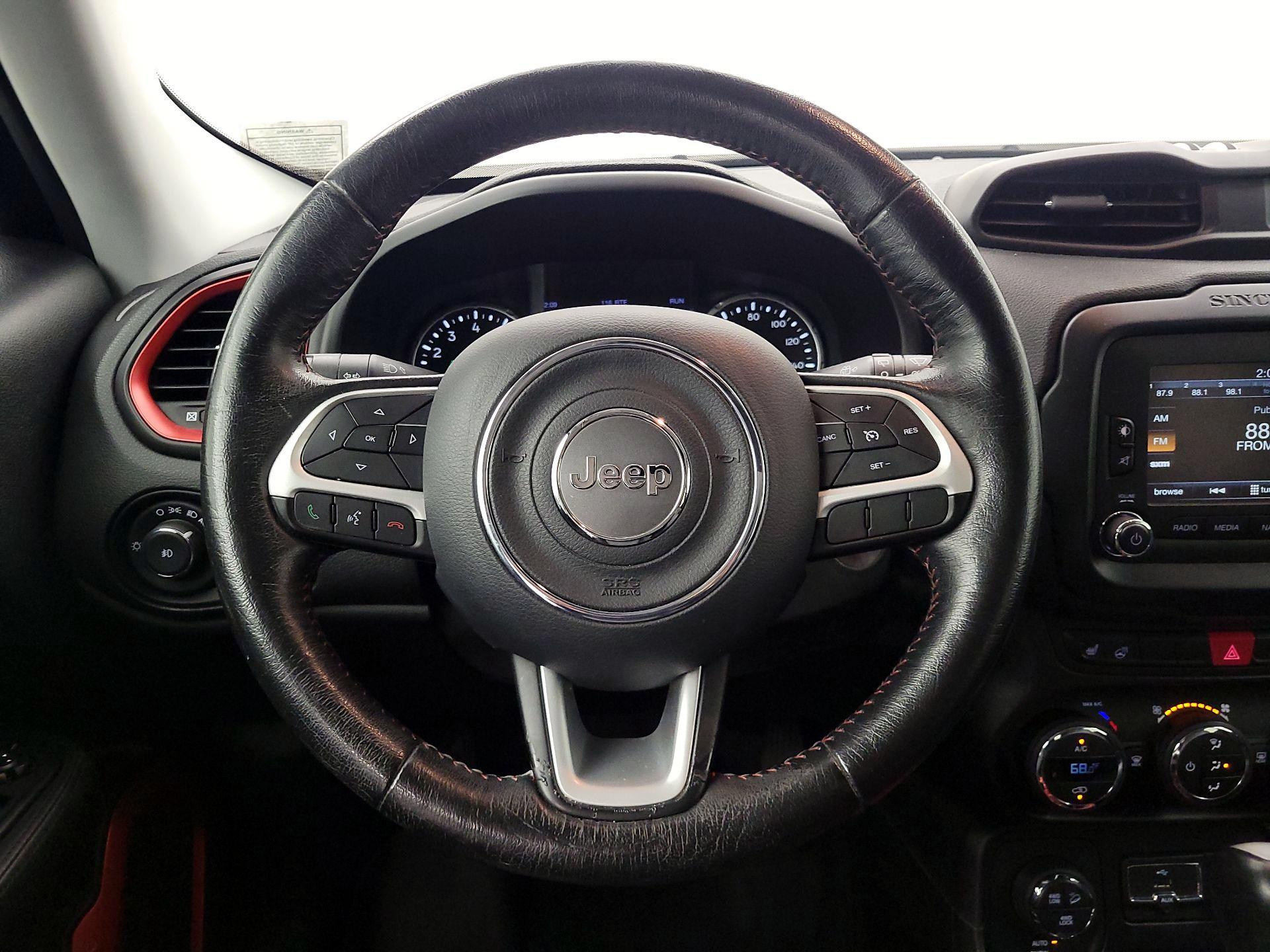 Thumbnail: 2015 Jeep Renegade - 10