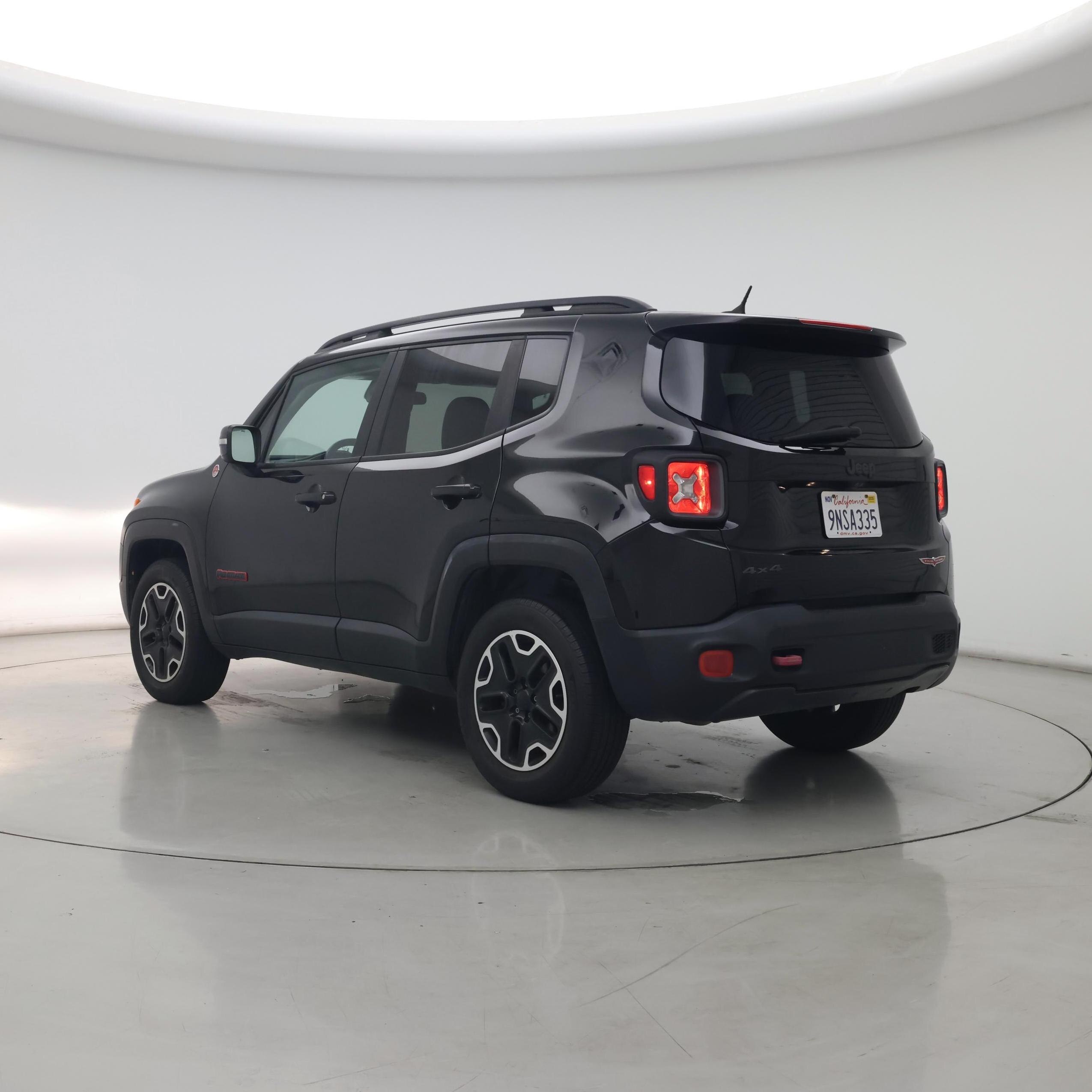 Thumbnail: 2015 Jeep Renegade - 2