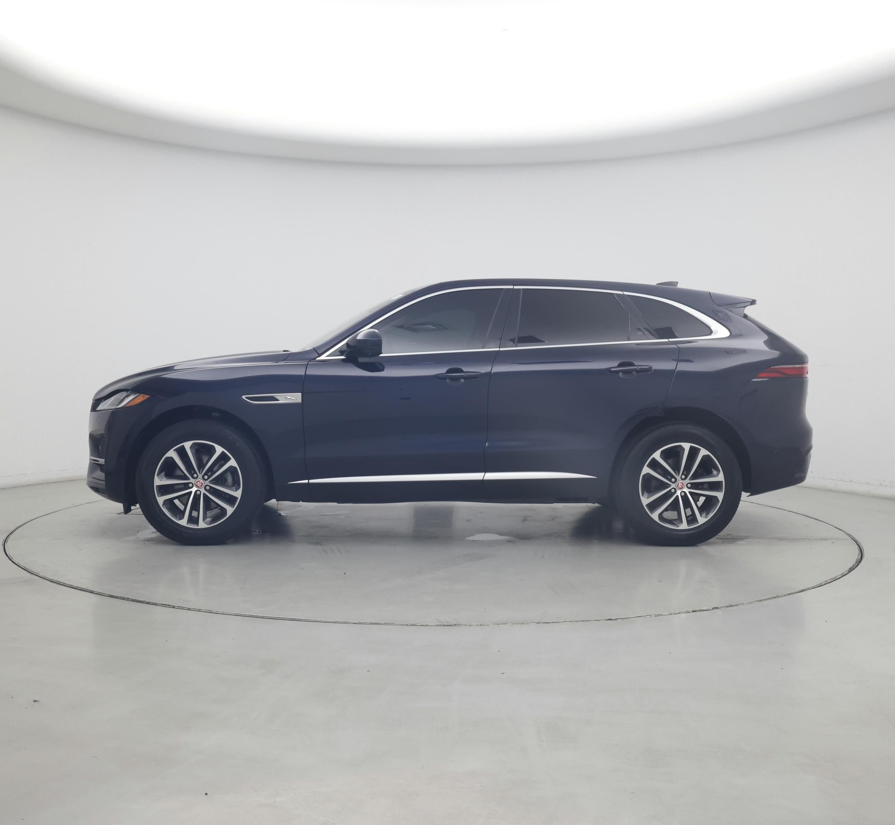 Thumbnail: 2021 Jaguar F-Pace - 3