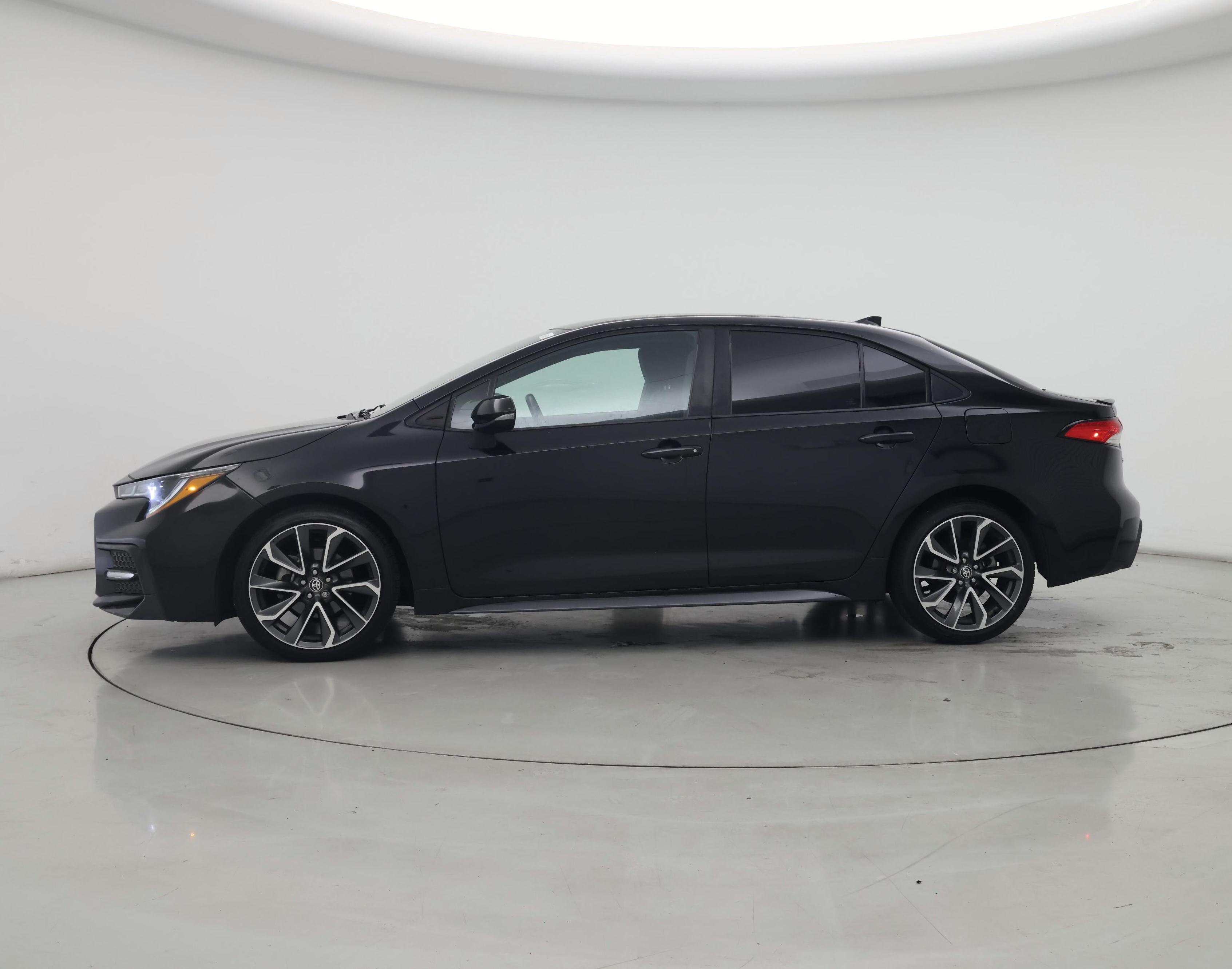 Thumbnail: 2021 Toyota Corolla - 3
