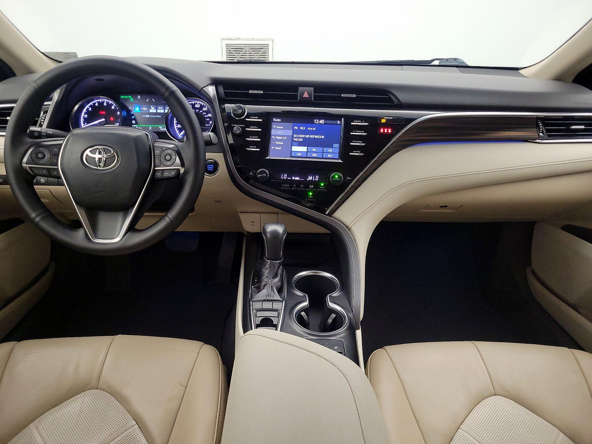 Thumbnail: 2018 Toyota Camry - 9