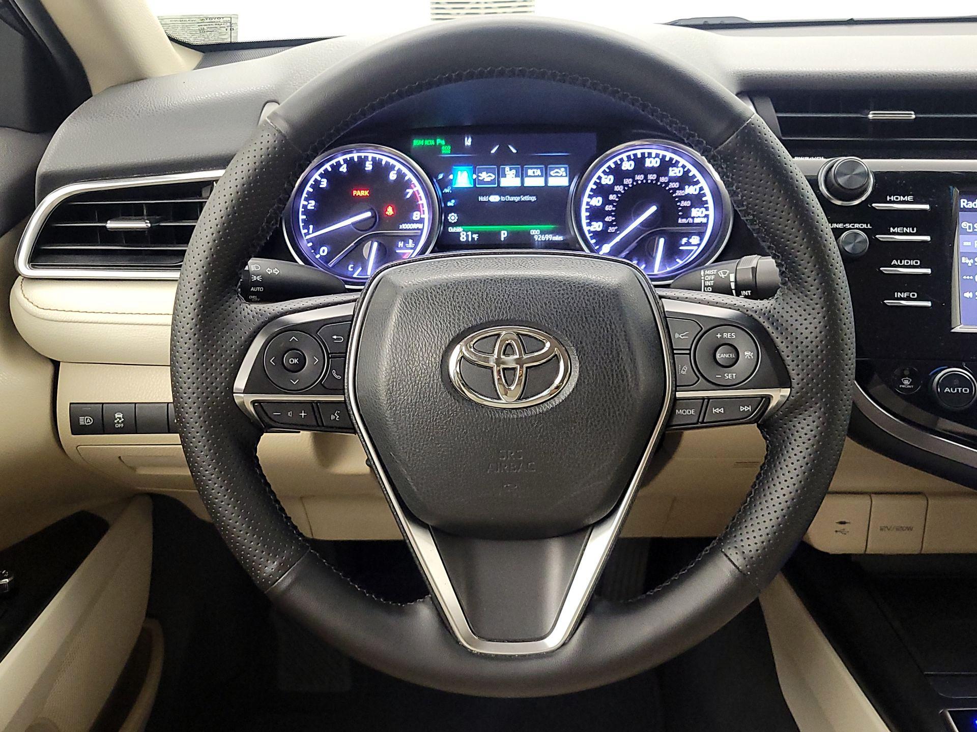 Thumbnail: 2018 Toyota Camry - 10