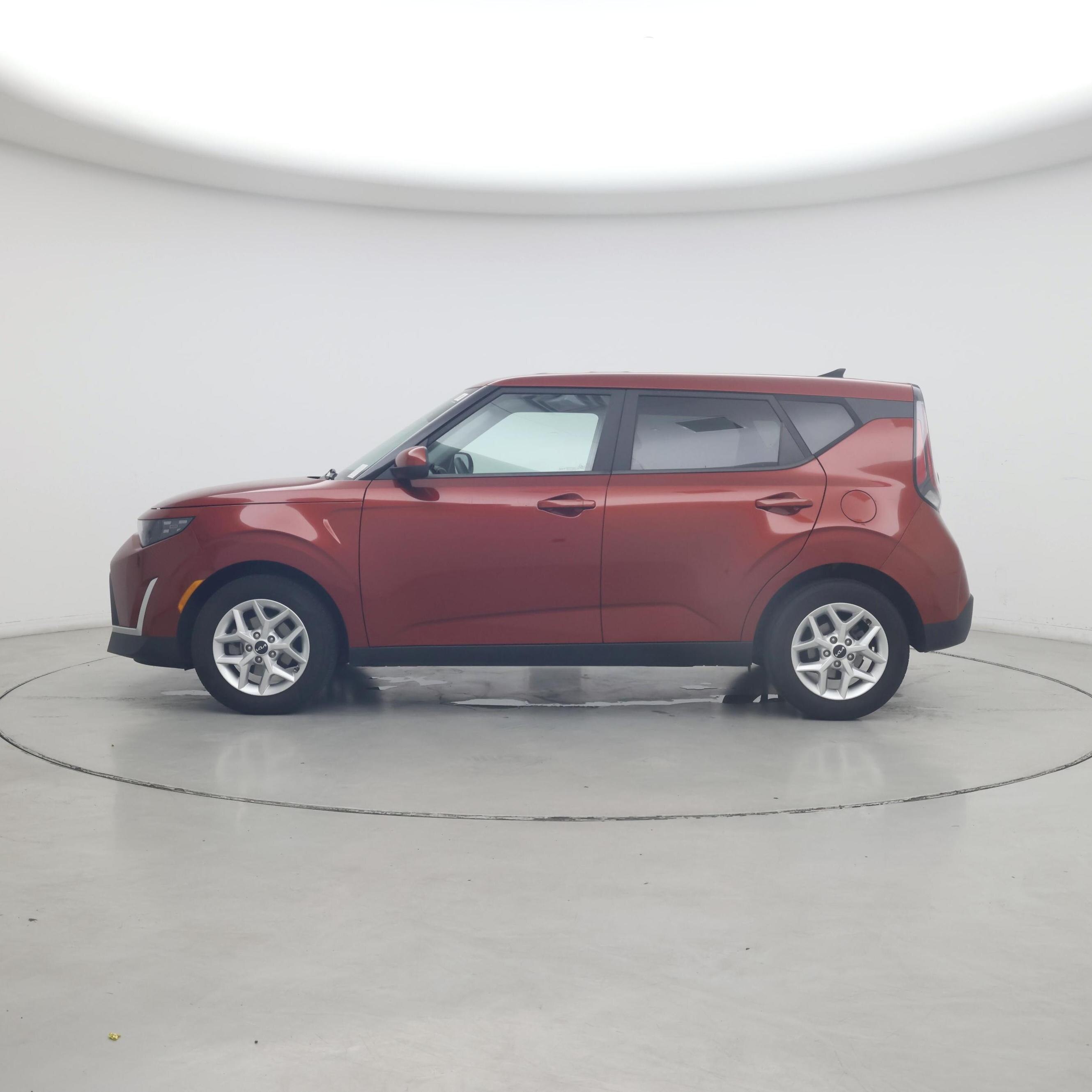 Thumbnail: 2023 Kia Soul - 3