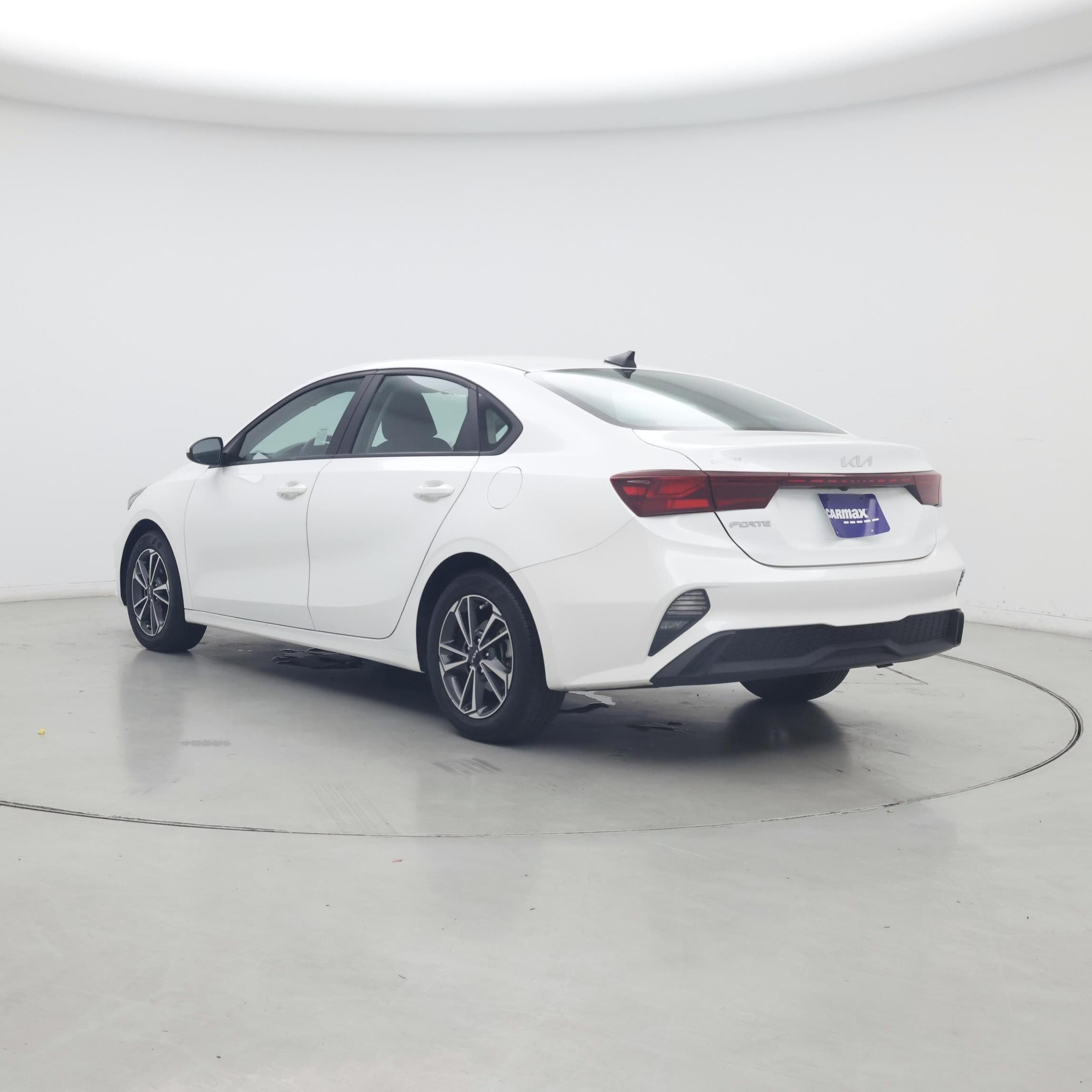 Thumbnail: 2022 Kia Forte - 2