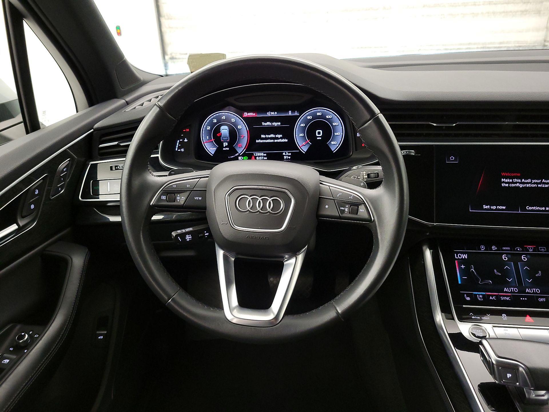 Thumbnail: 2021 Audi Q7 - 10