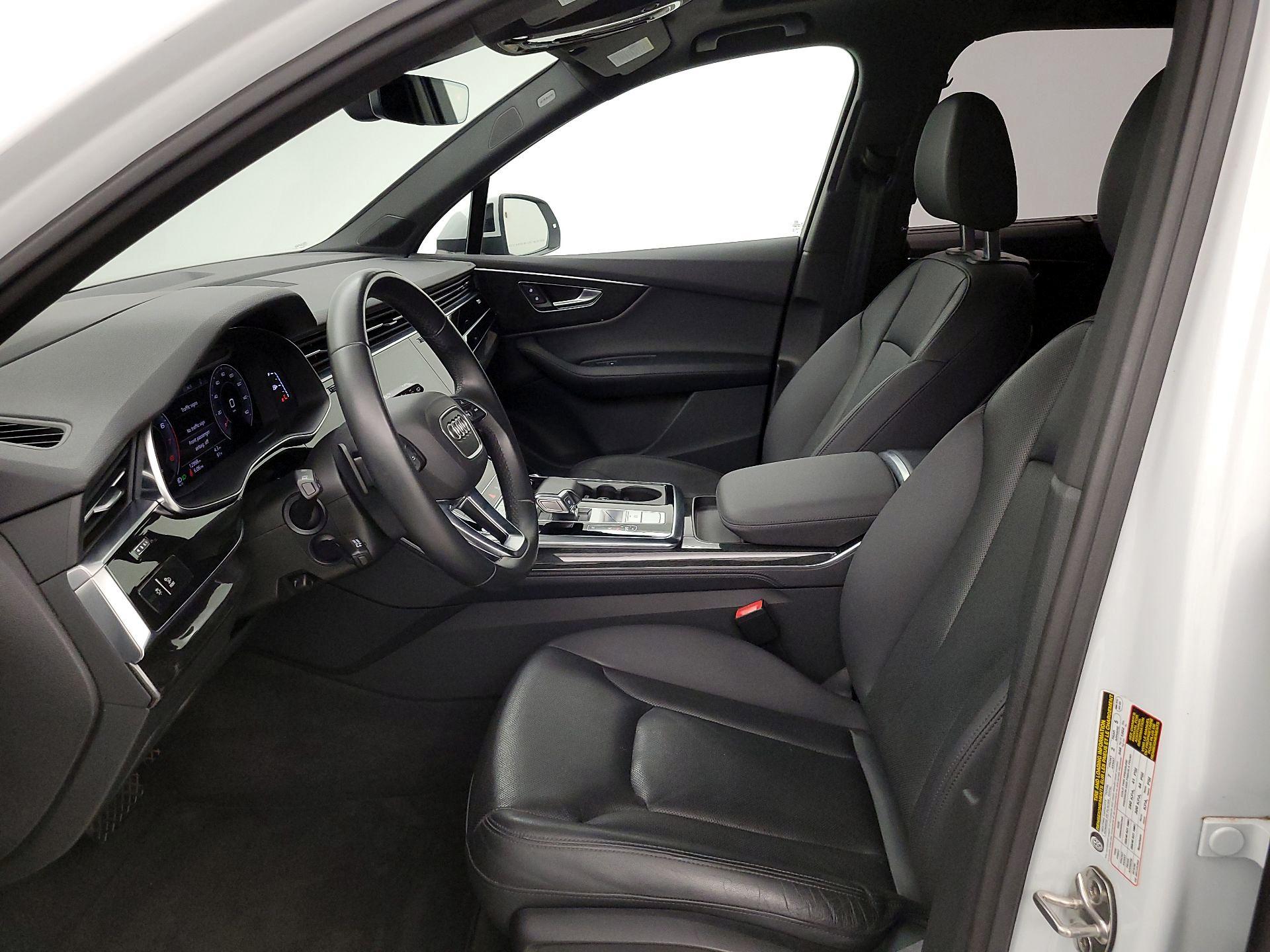 Thumbnail: 2021 Audi Q7 - 11