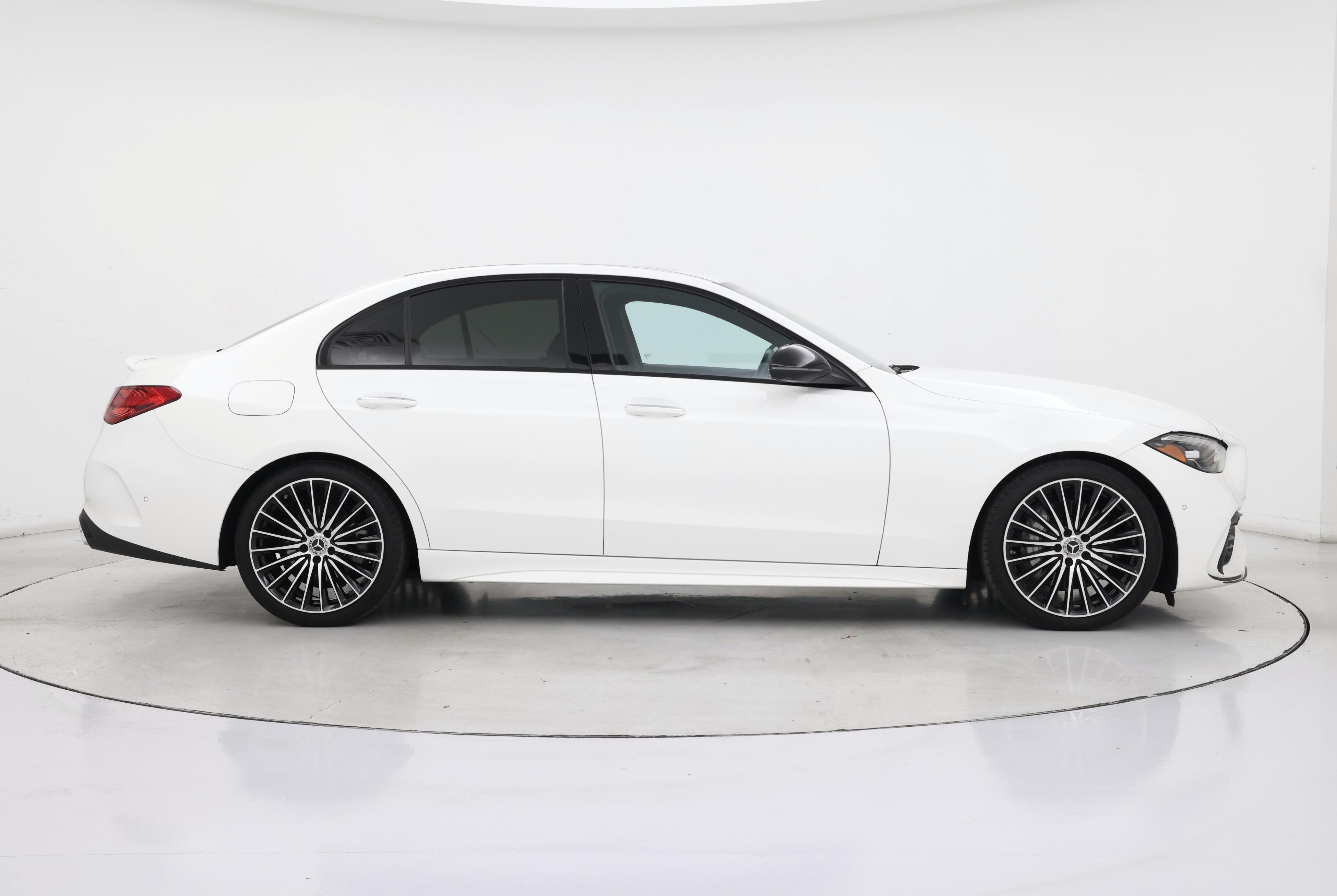 Thumbnail: 2022 Mercedes-Benz C-Class - 7