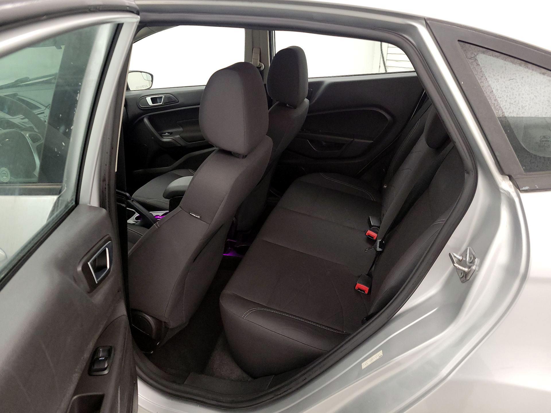 Thumbnail: 2015 Ford Fiesta - 18