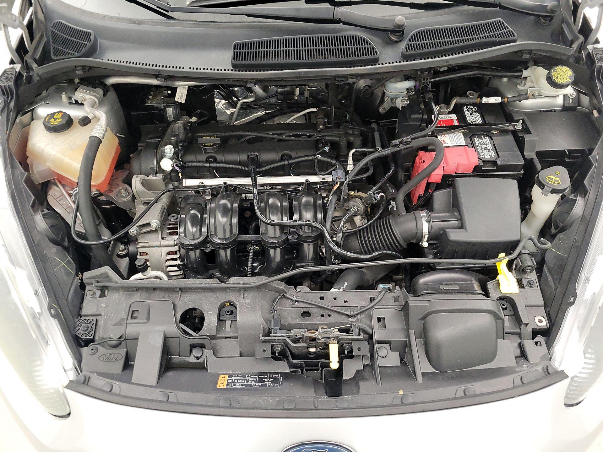 Thumbnail: 2015 Ford Fiesta - 20