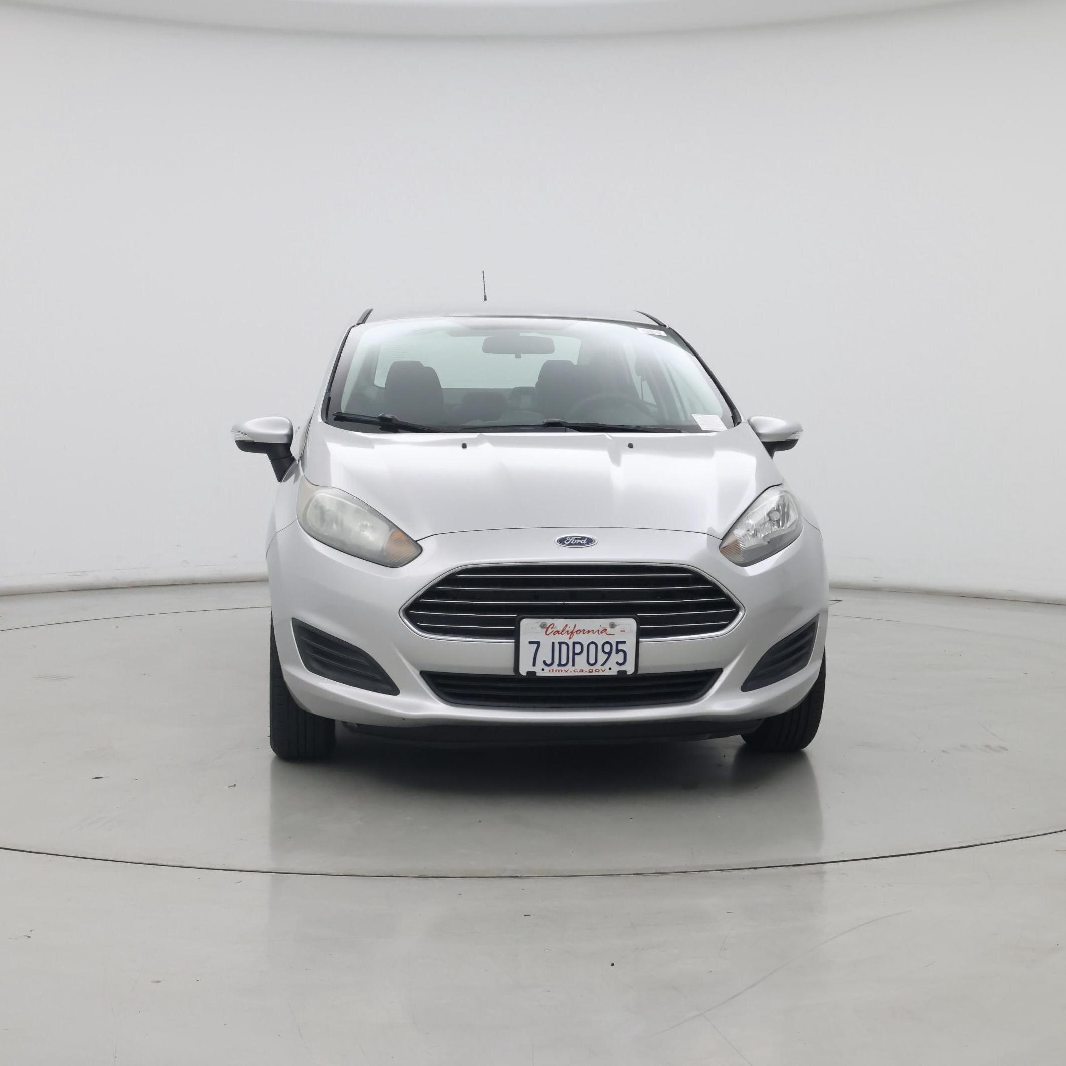 Thumbnail: 2015 Ford Fiesta - 5