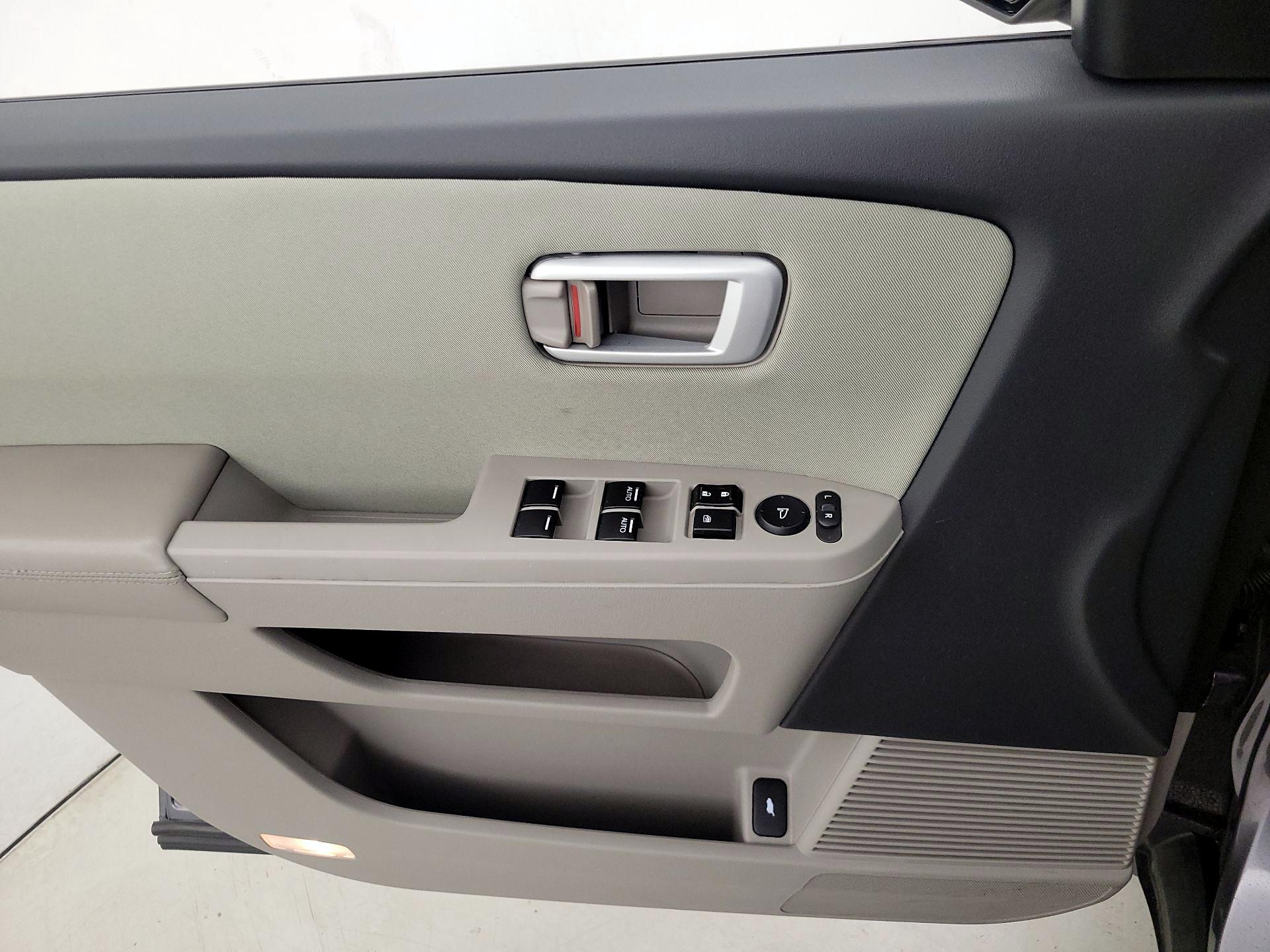 Thumbnail: 2014 Honda Pilot - 13