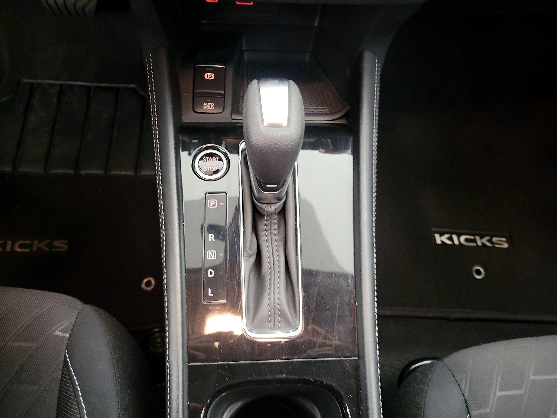 Thumbnail: 2024 Nissan Kicks - 16