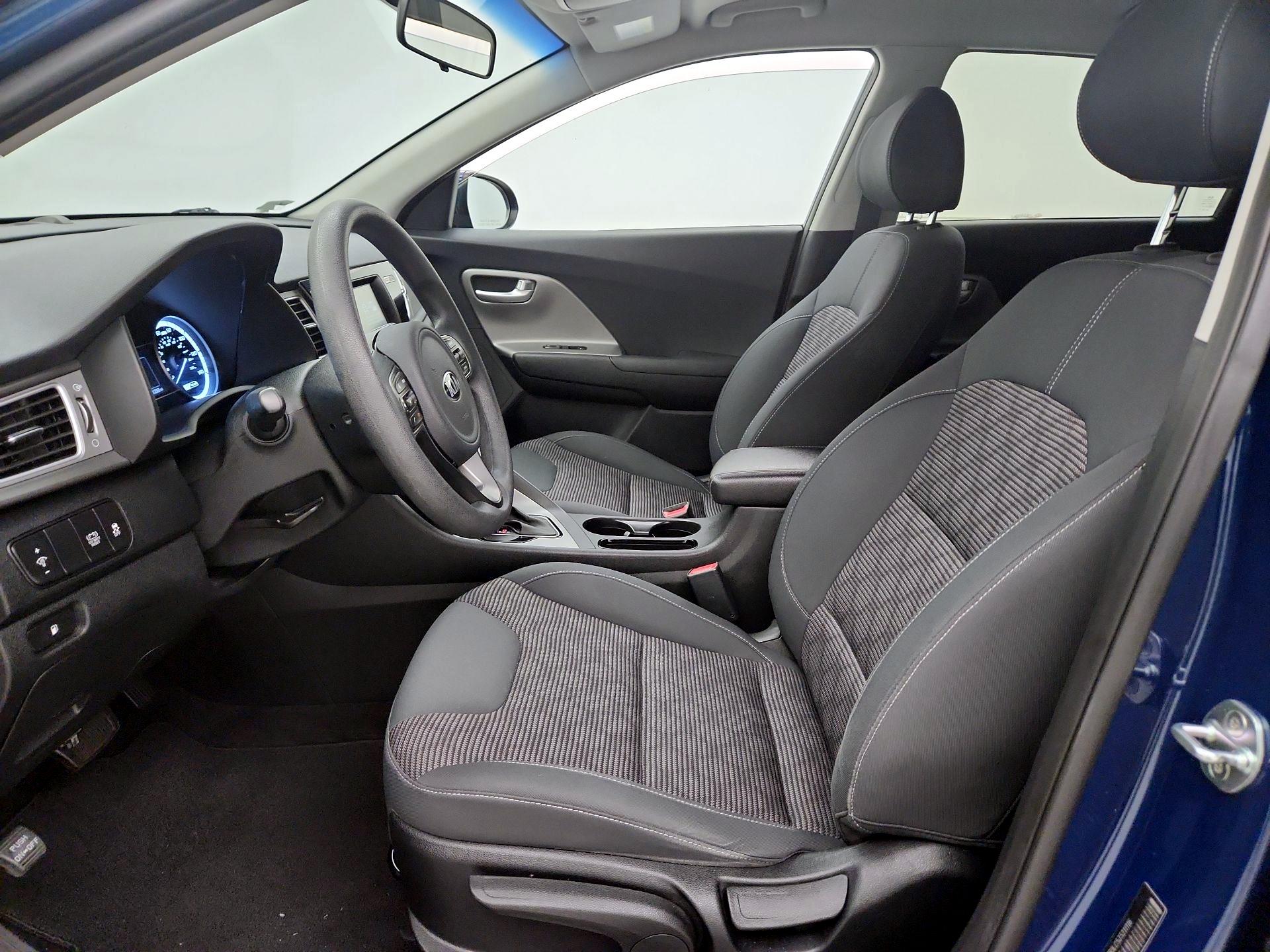Thumbnail: 2018 Kia Niro - 11