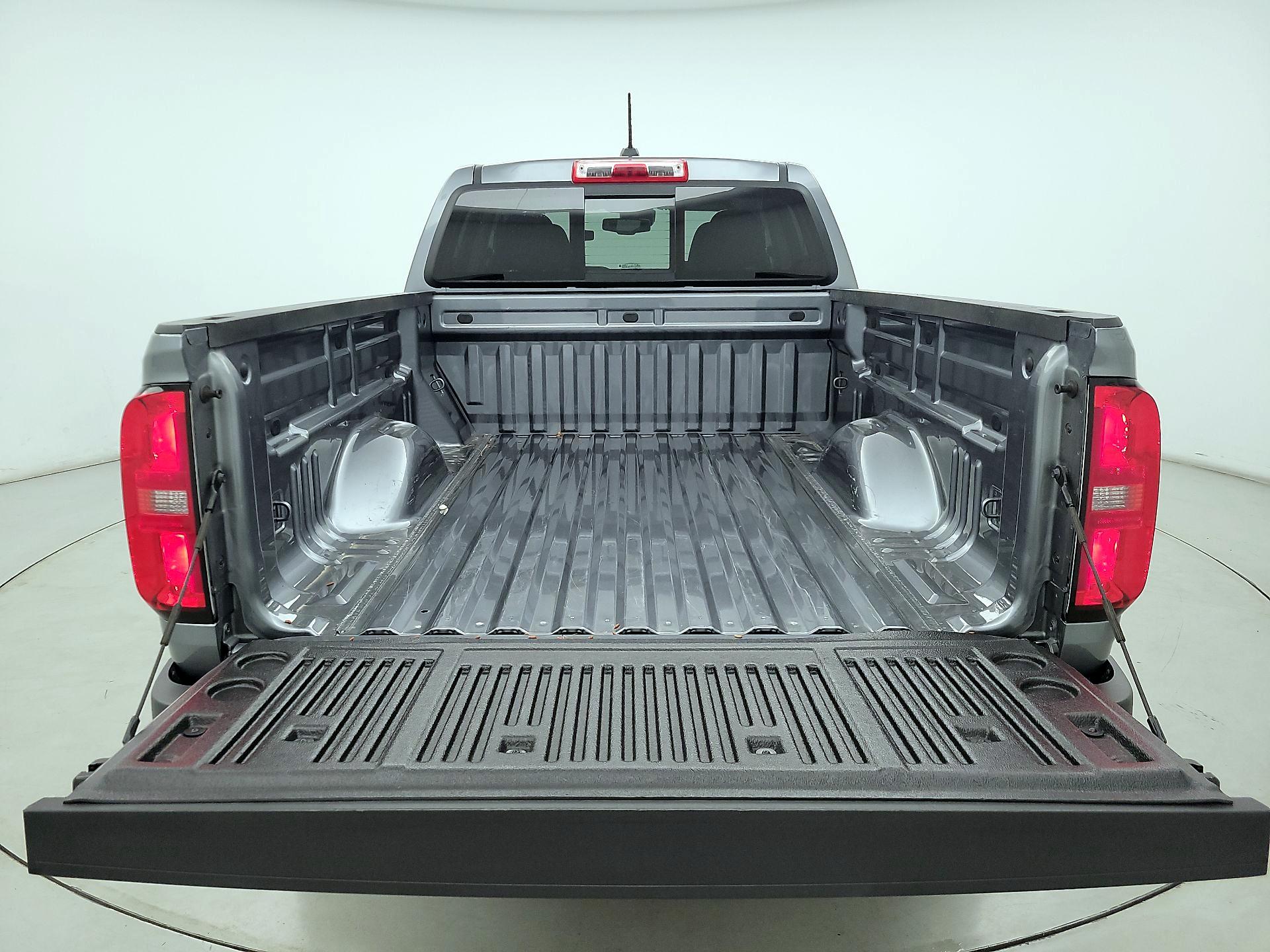 Thumbnail: 2021 Chevrolet Colorado - 20