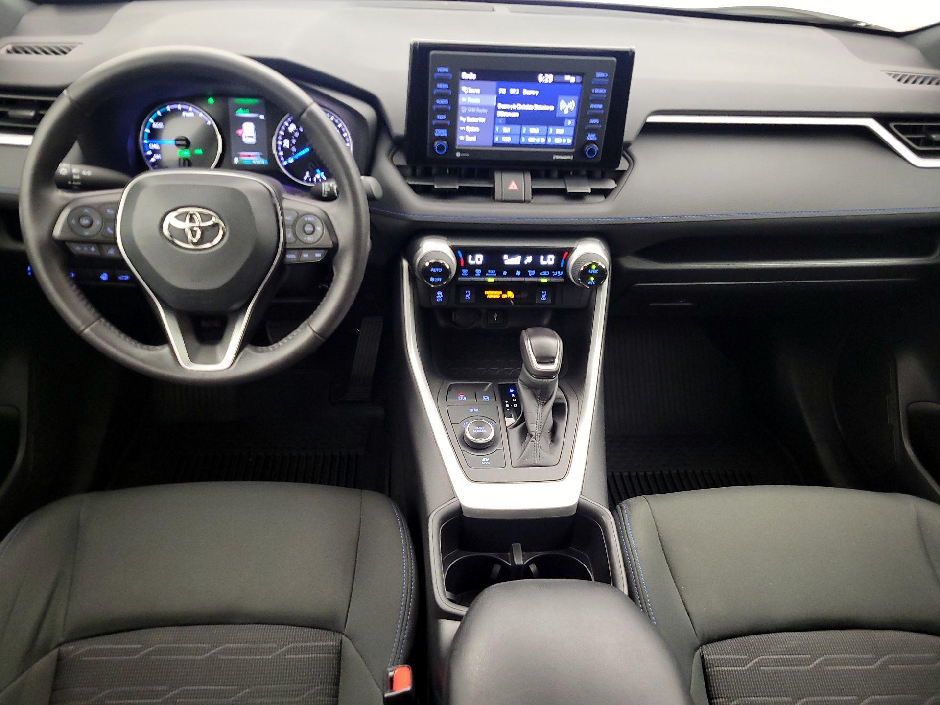 Thumbnail: 2022 Toyota RAV4 - 9