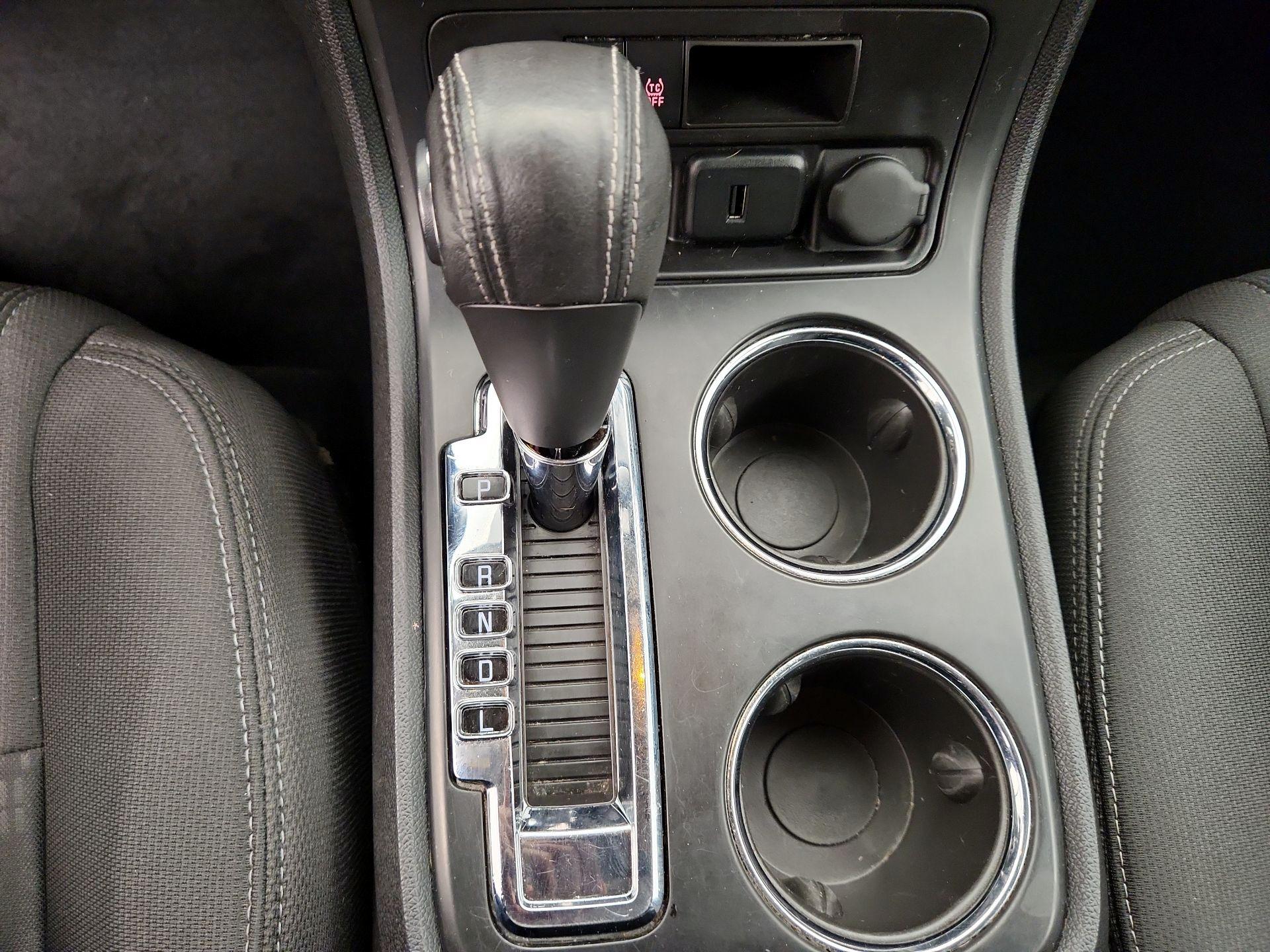 Thumbnail: 2015 GMC Acadia - 17
