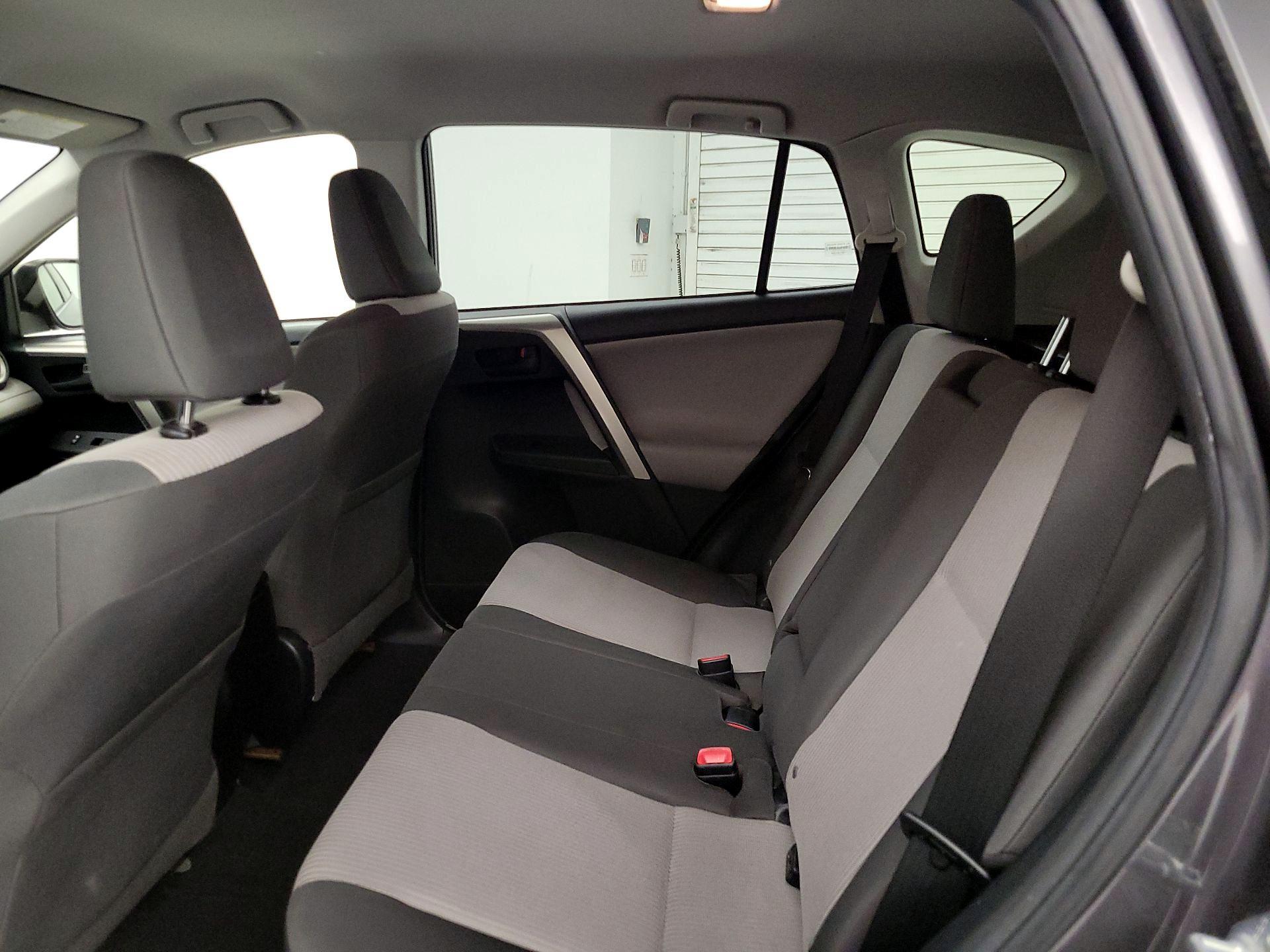Thumbnail: 2014 Toyota RAV4 - 19