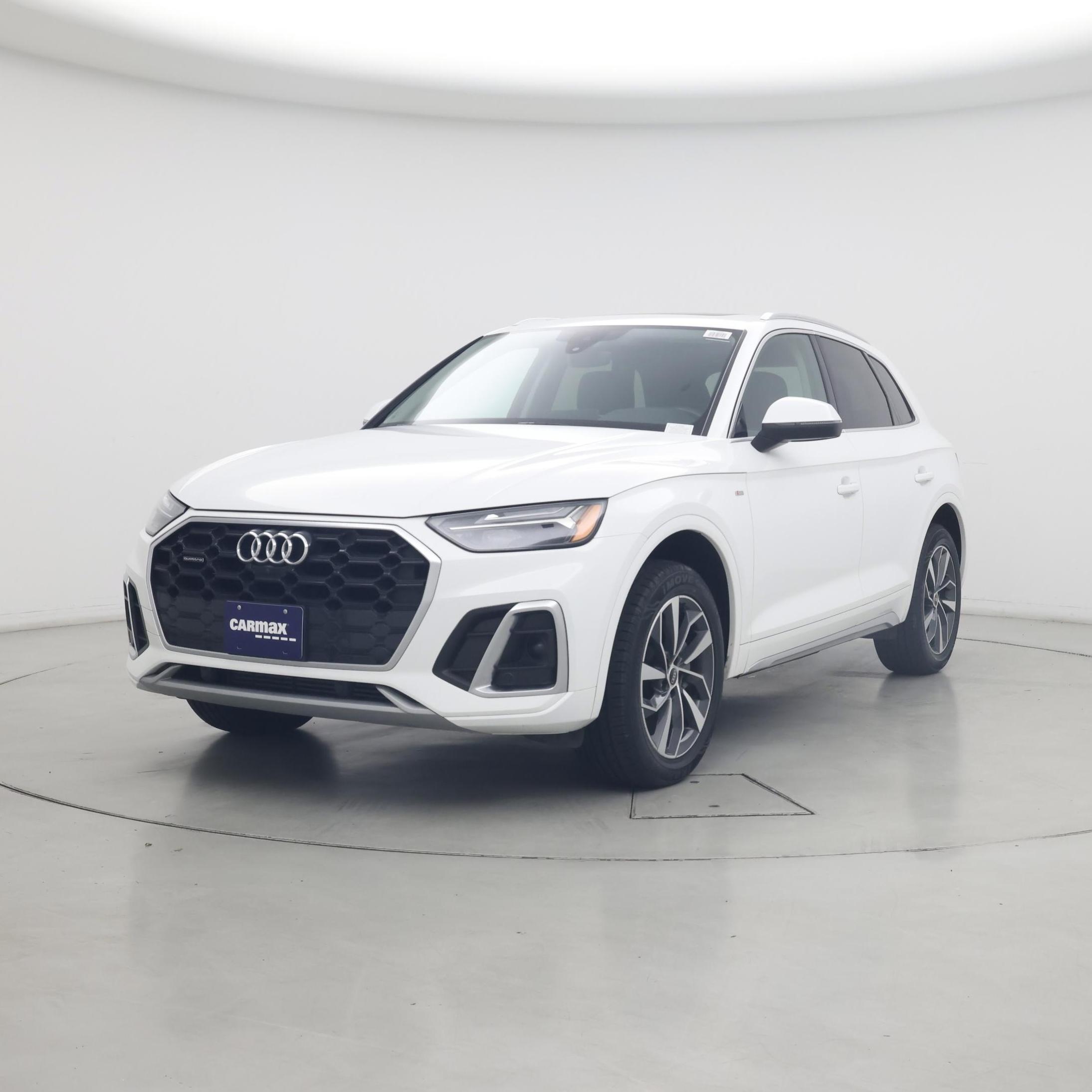 Thumbnail: 2023 Audi Q5 - 4