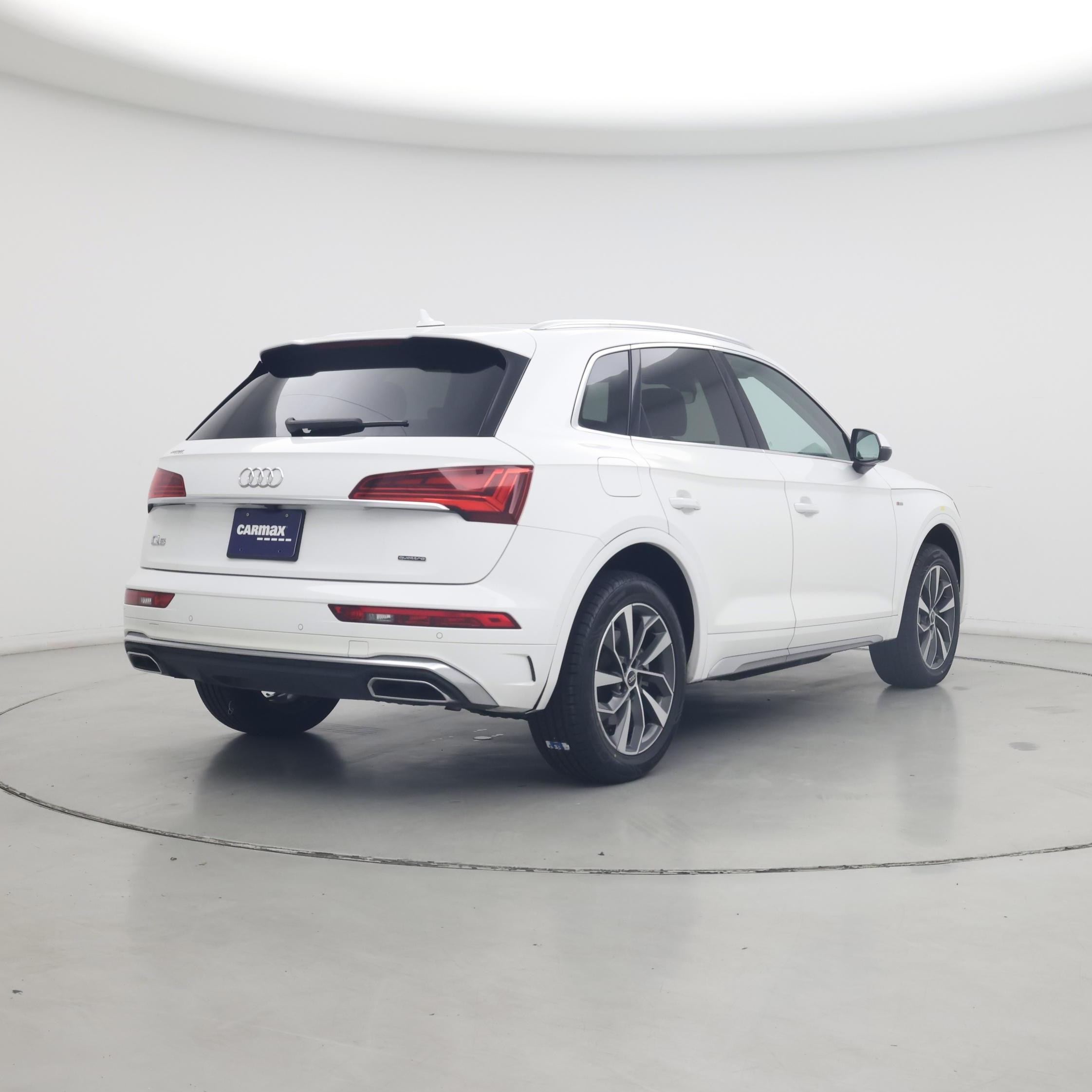 Thumbnail: 2023 Audi Q5 - 8