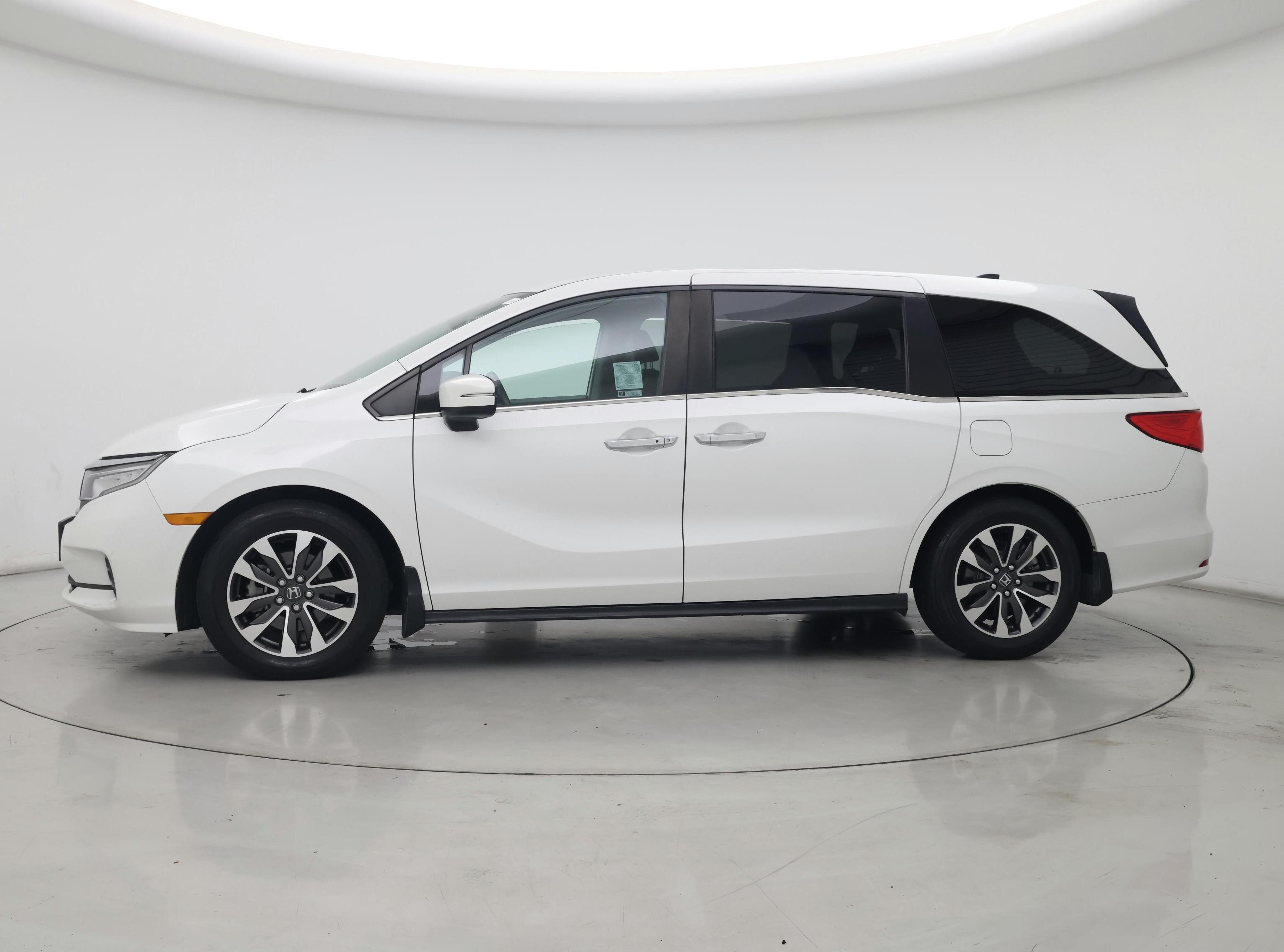 Thumbnail: 2021 Honda Odyssey - 3