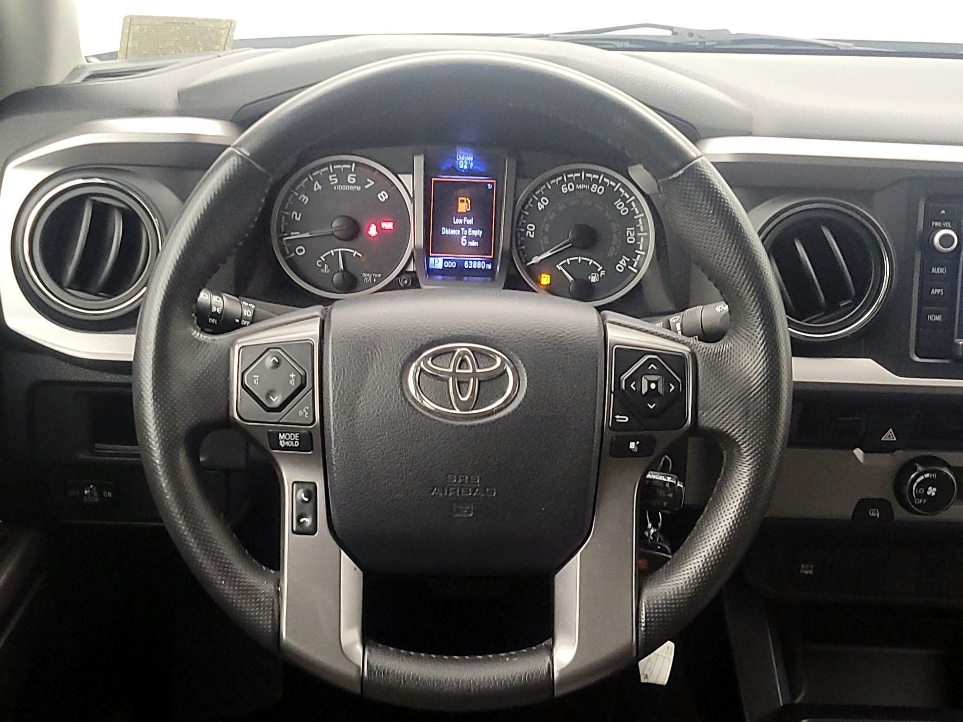 Thumbnail: 2017 Toyota Tacoma - 10
