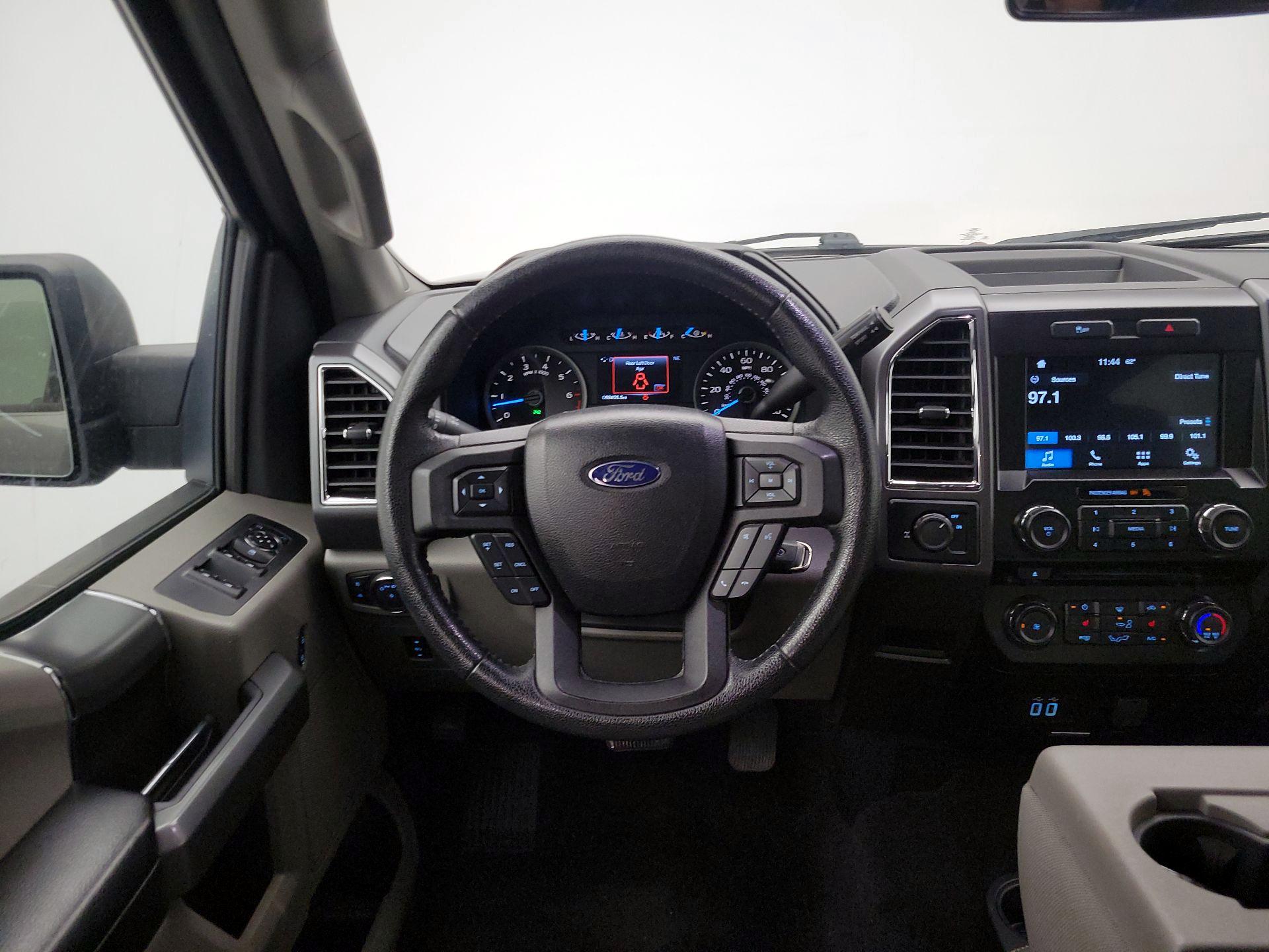 Thumbnail: 2016 Ford F-150 - 10