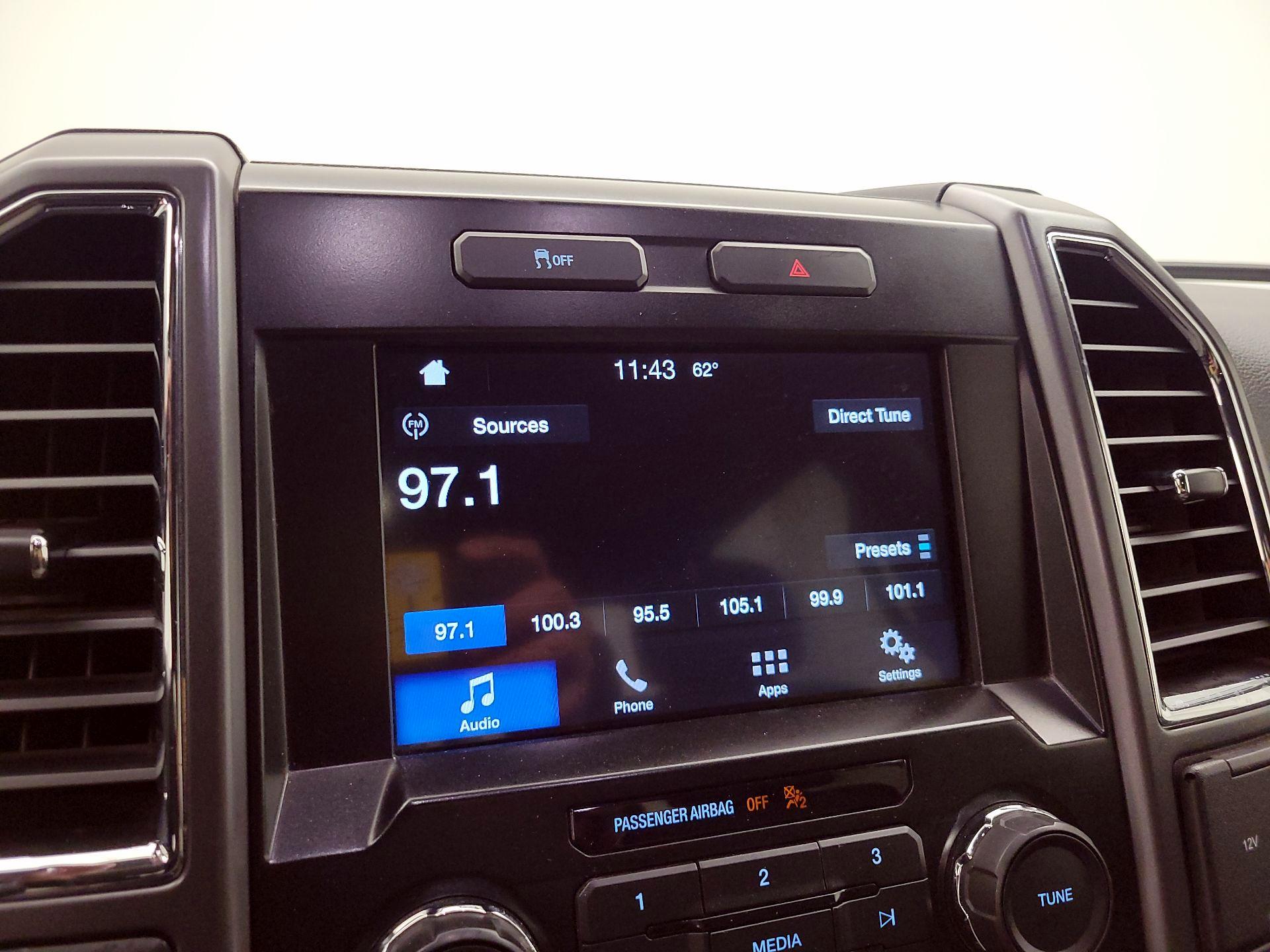 Thumbnail: 2016 Ford F-150 - 15