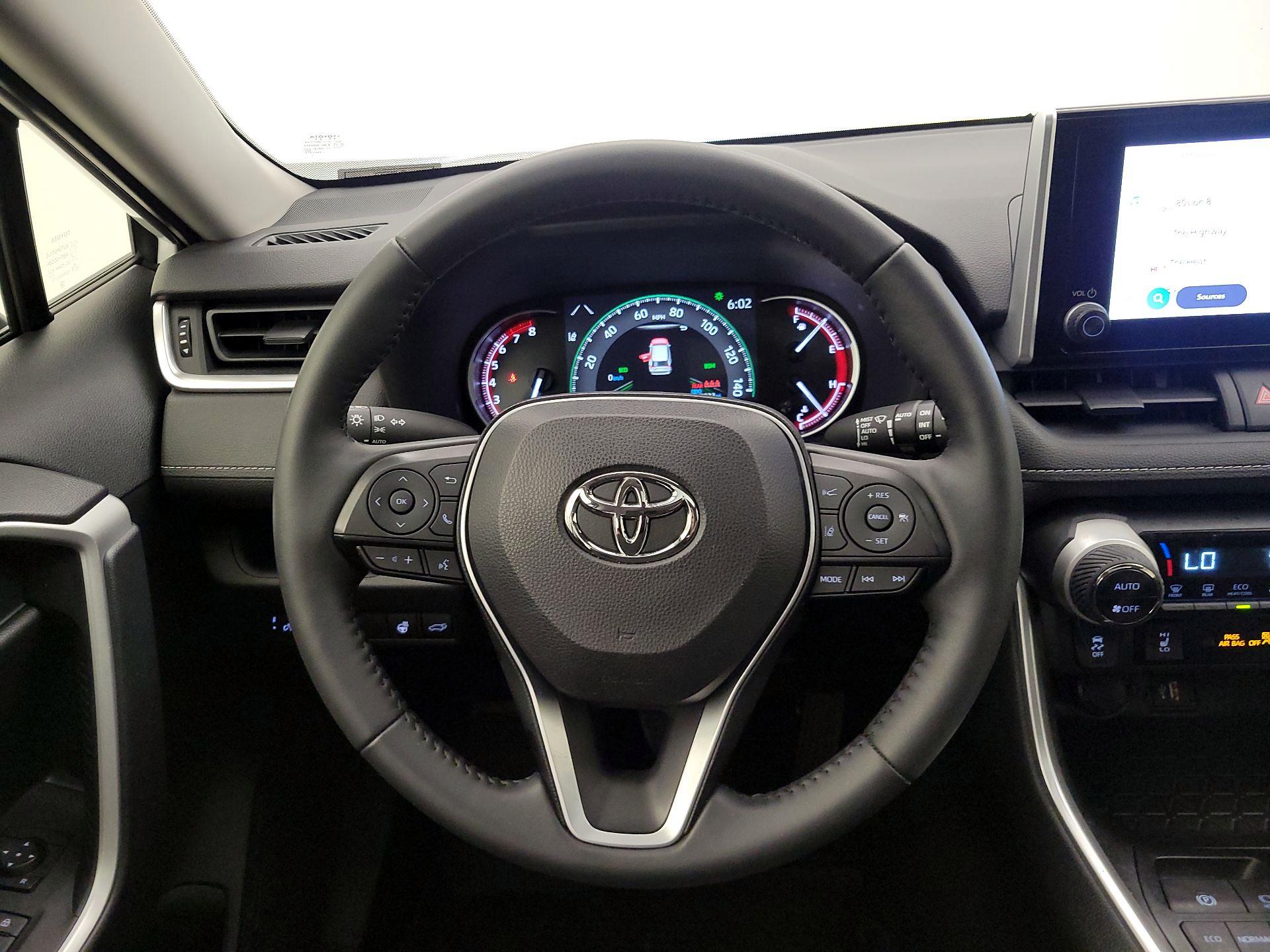Thumbnail: 2024 Toyota RAV4 - 10
