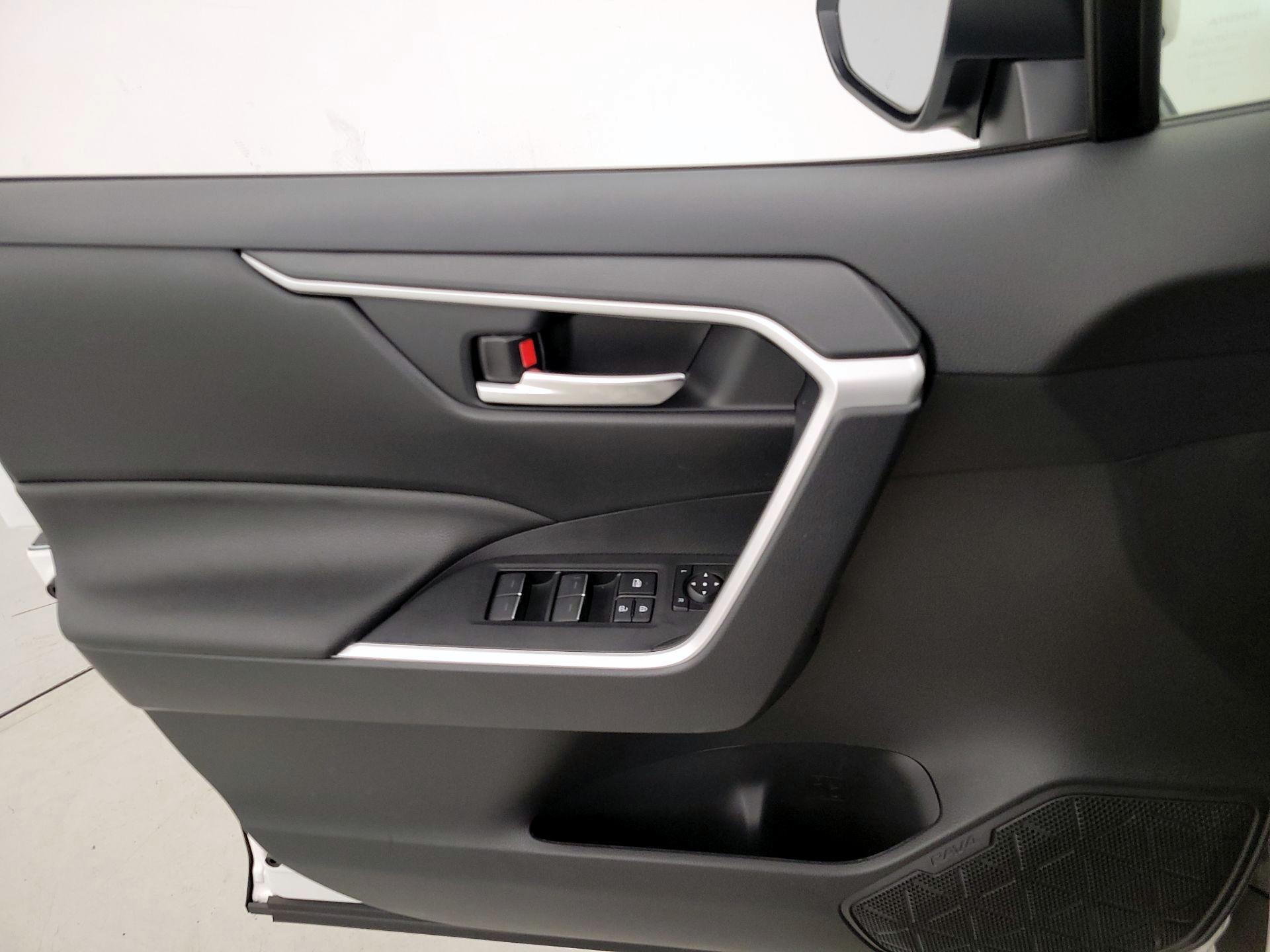 Thumbnail: 2024 Toyota RAV4 - 12