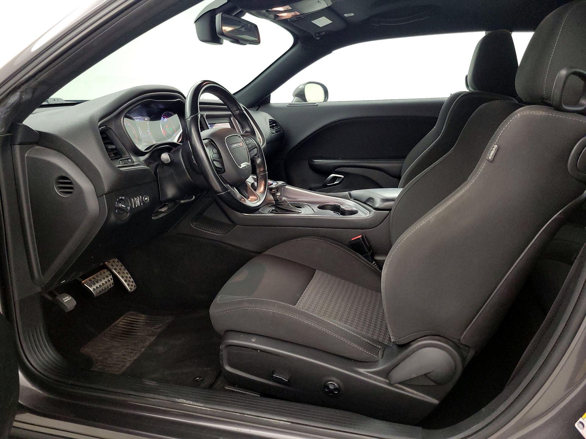 Thumbnail: 2019 Dodge Challenger - 11