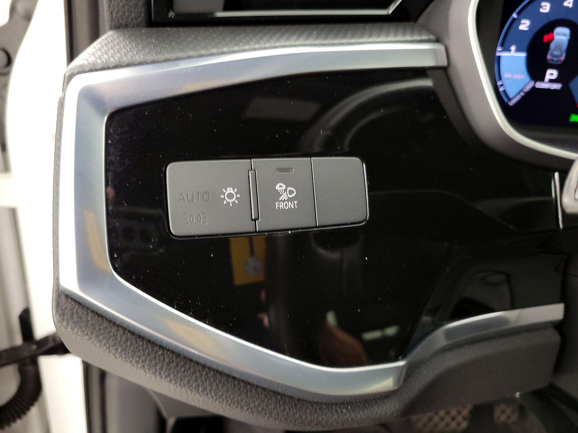 Thumbnail: 2022 Audi Q3 - 13