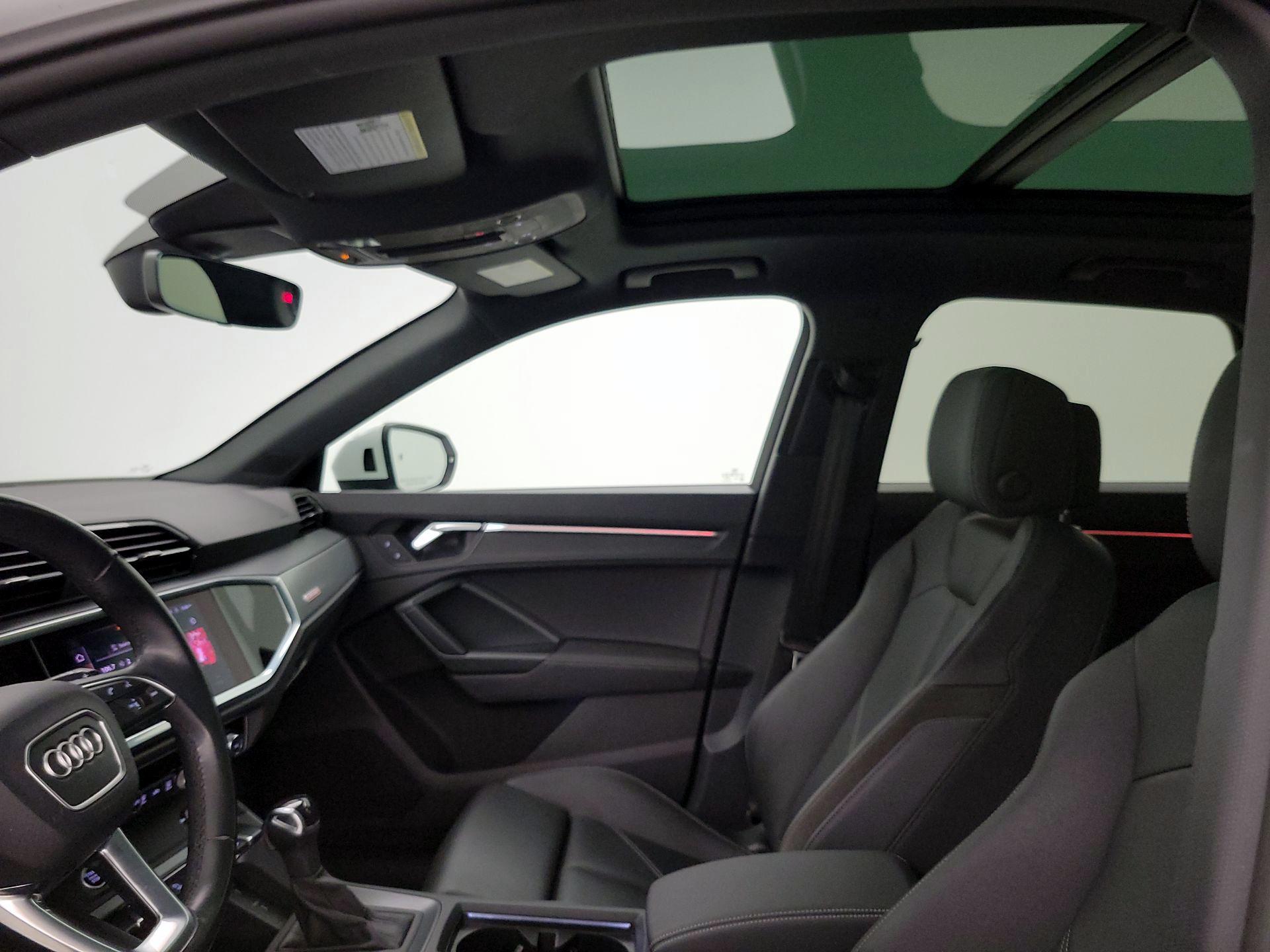 Thumbnail: 2022 Audi Q3 - 19