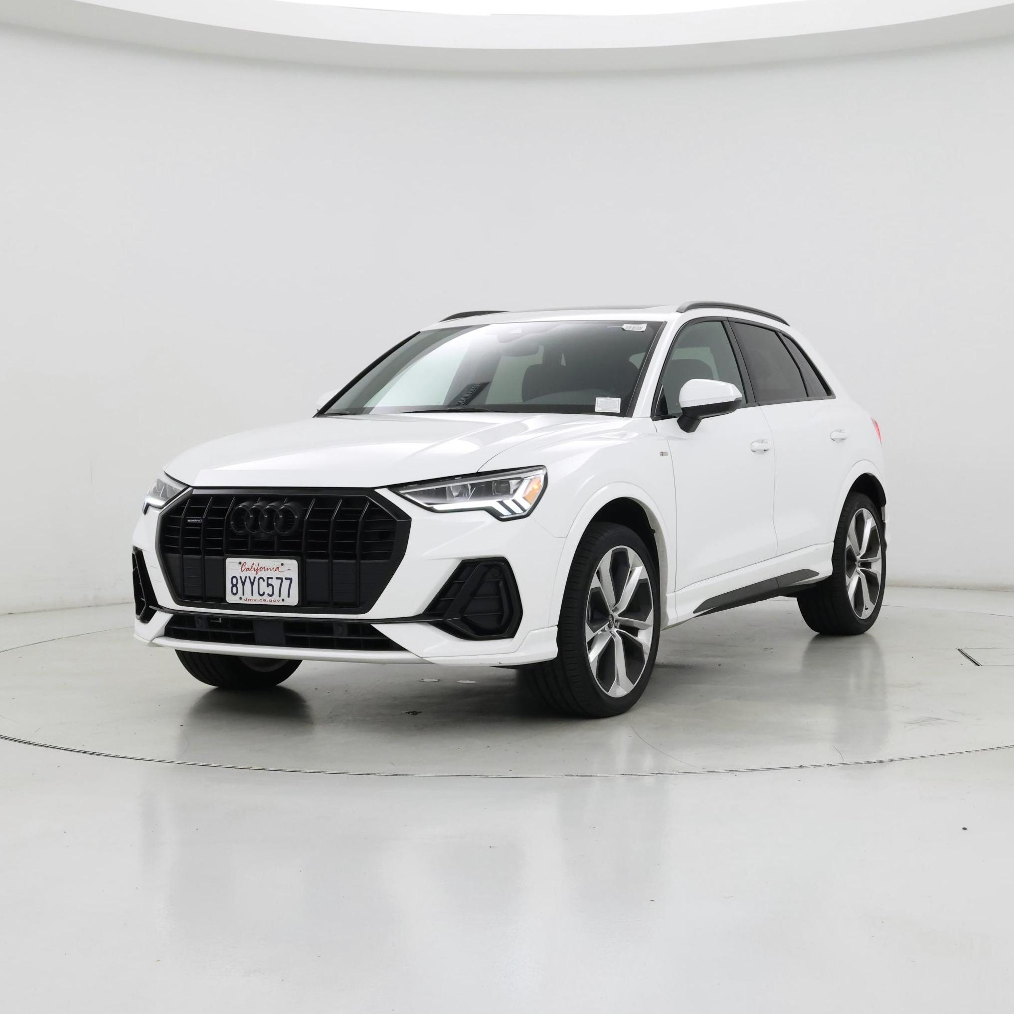 Thumbnail: 2022 Audi Q3 - 4