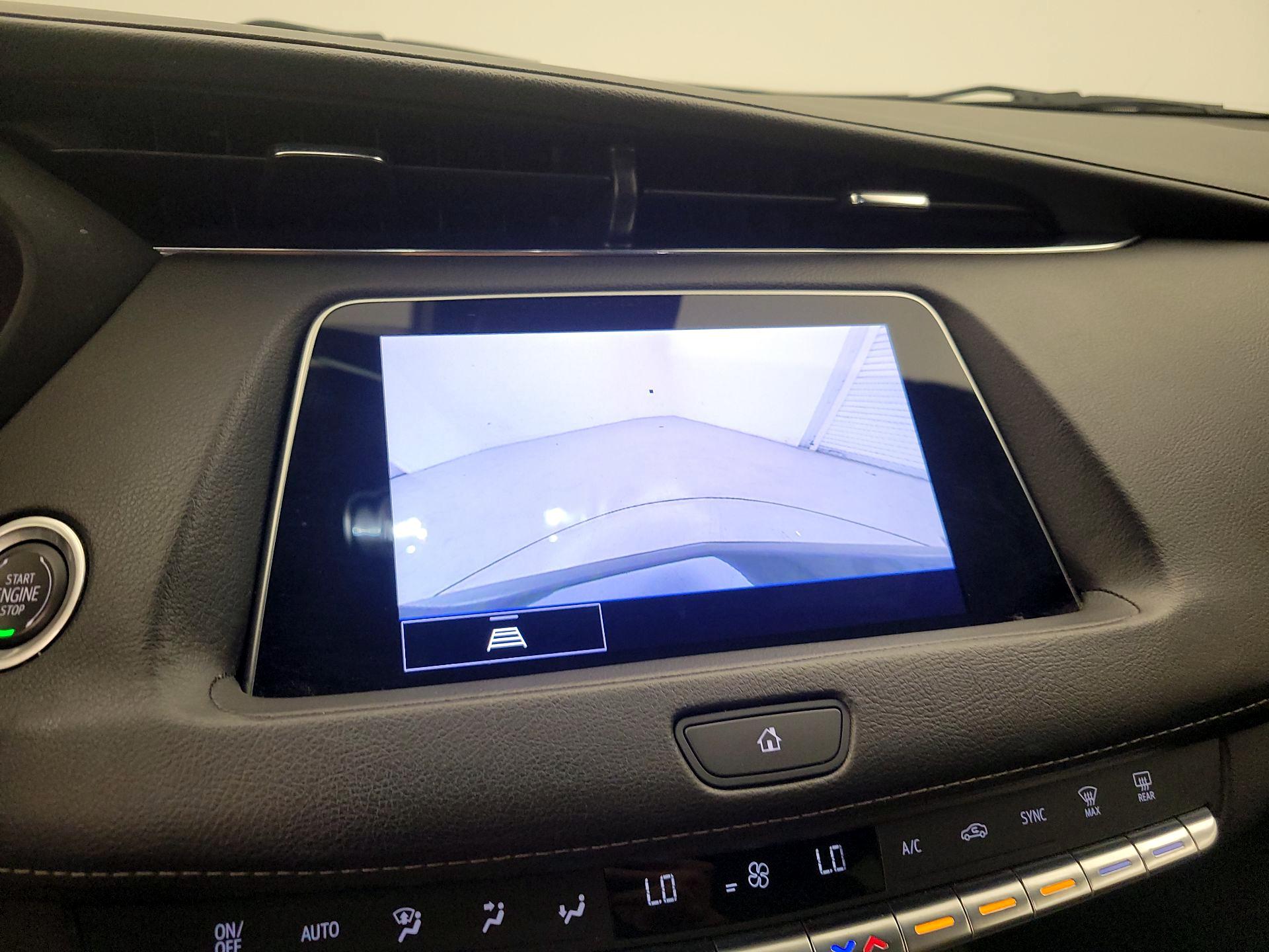 Thumbnail: 2023 Cadillac XT4 - 15